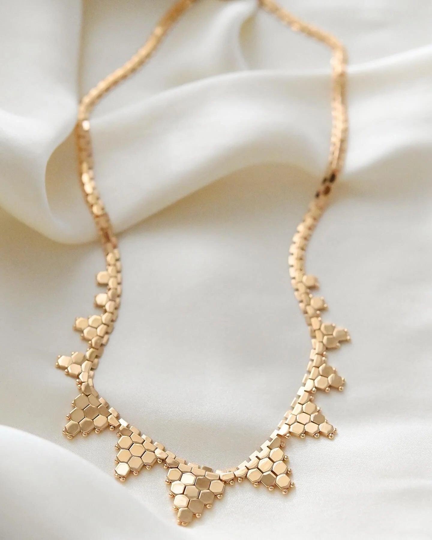Incredible Sexy Italian Vintage Necklace 18K Gold