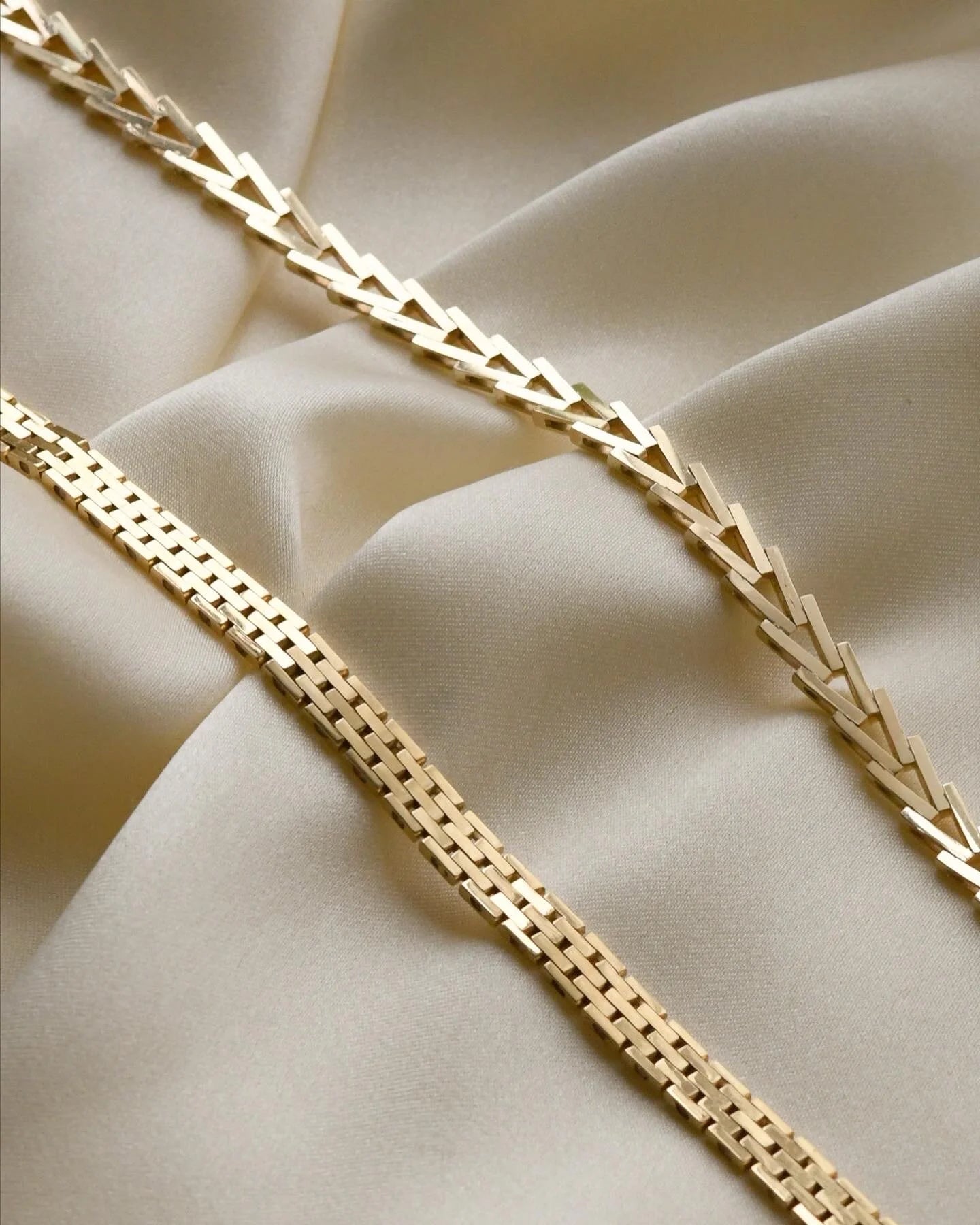 Danish Vintage Geneva Link Chain 14K Gold 1970s