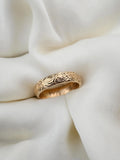 Romantic Antique Roses in Bloom Band 20K Gold Sweden 1945
