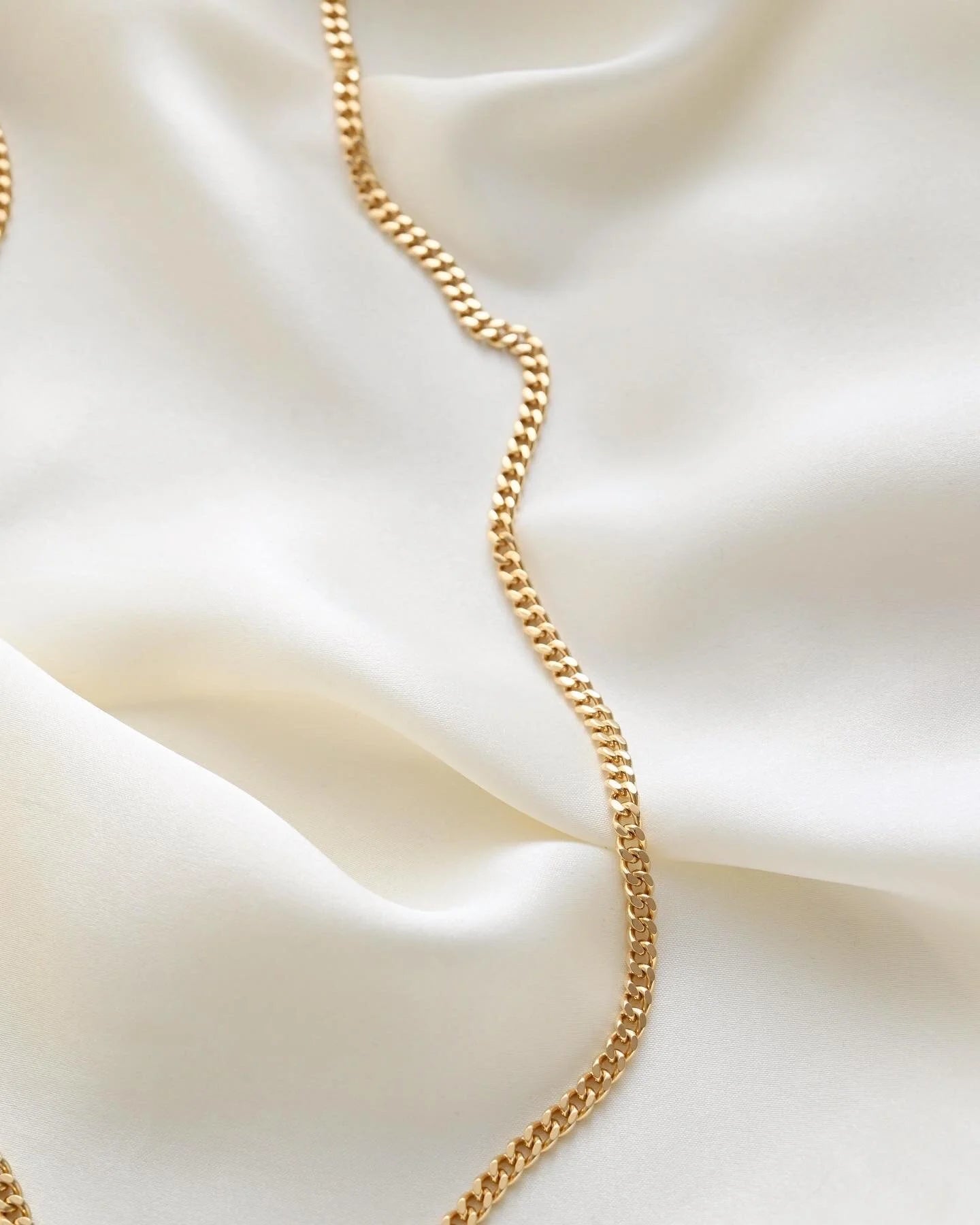 Long 21 Inches Vintage Curb Necklace 18K Gold