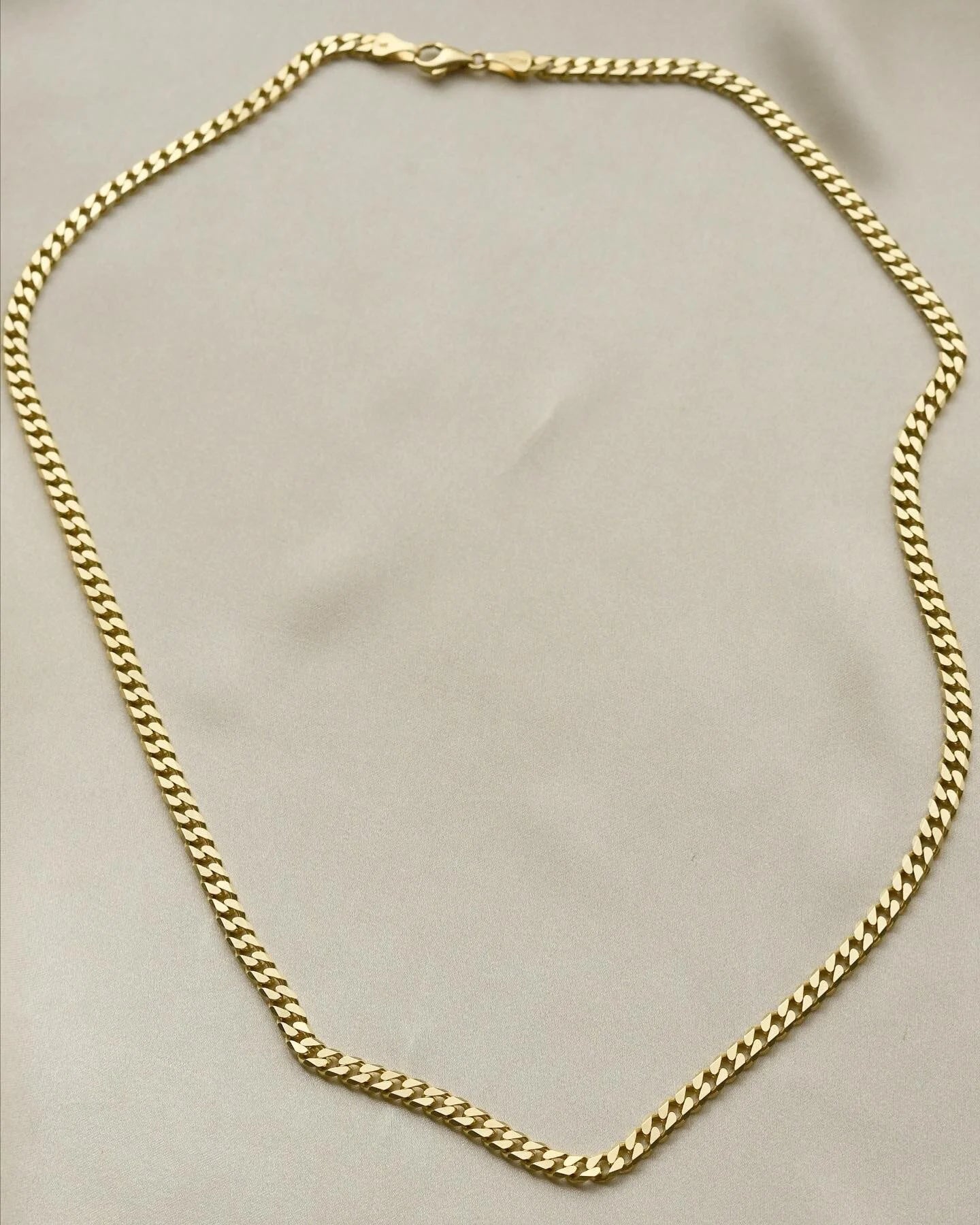 Vintage Curb Link Chain 22.8 Inches 14K Gold 1970