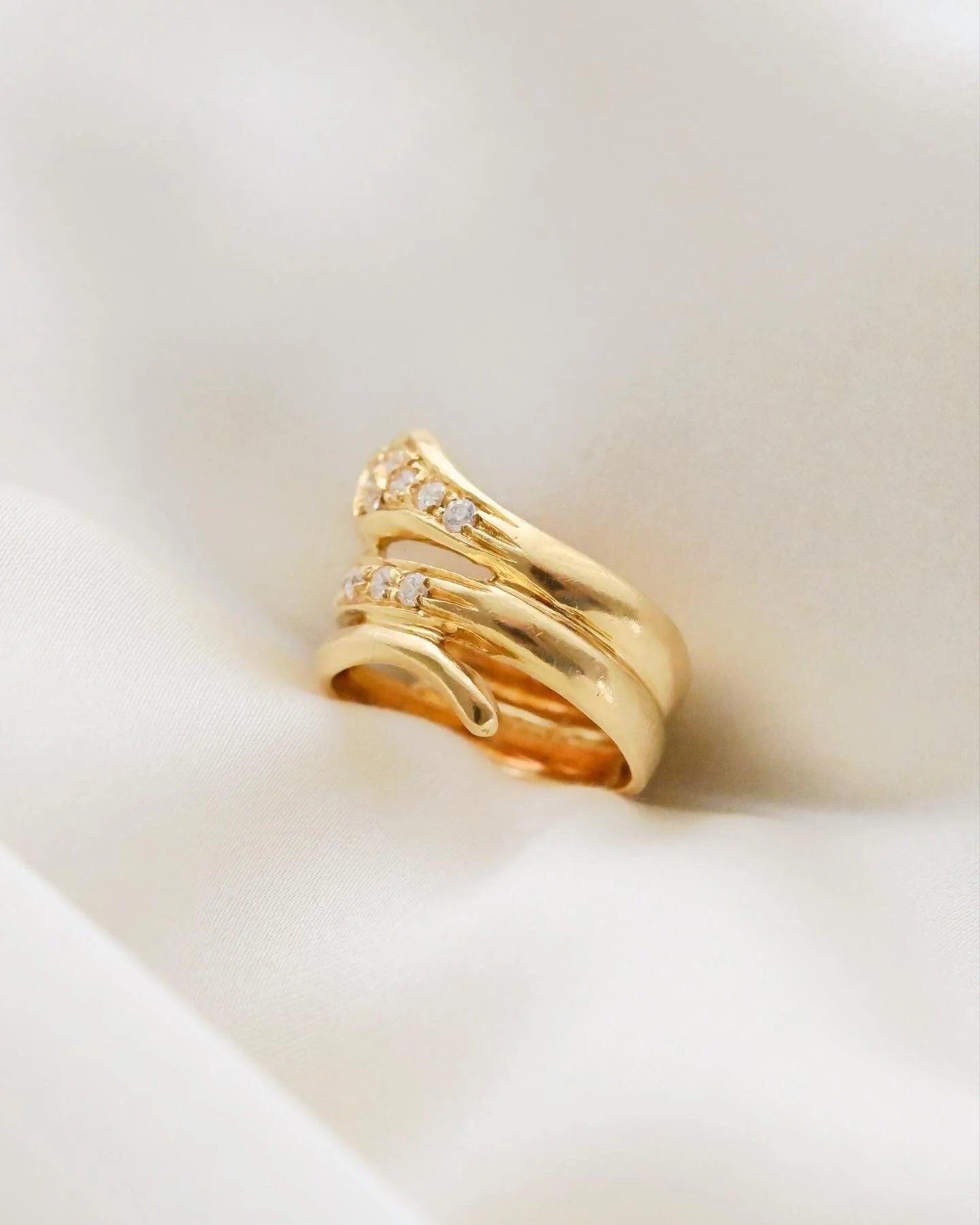 Extraordinary Beautiful Italian Serpent Ring w White and Pink Tourmalines 18K Gold 1940s