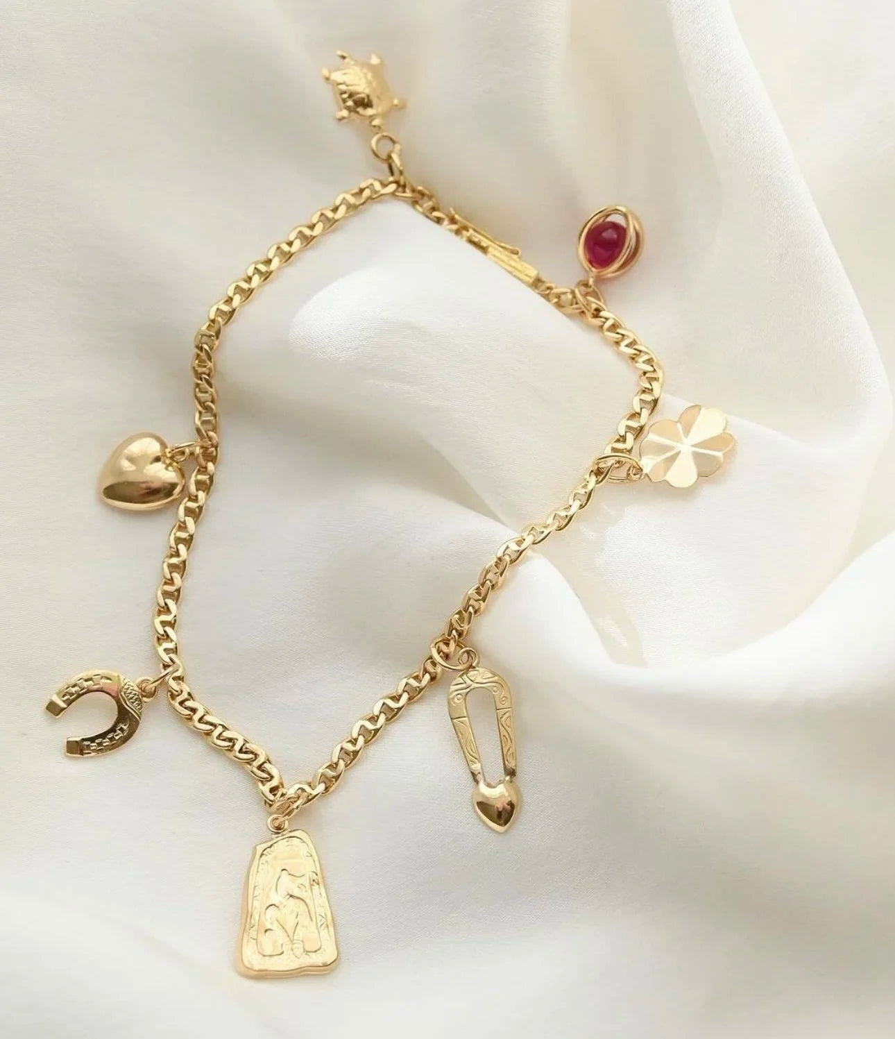 Gorg Vintage Mariner/Gucci Link Charm Bracelet 18K Gold
