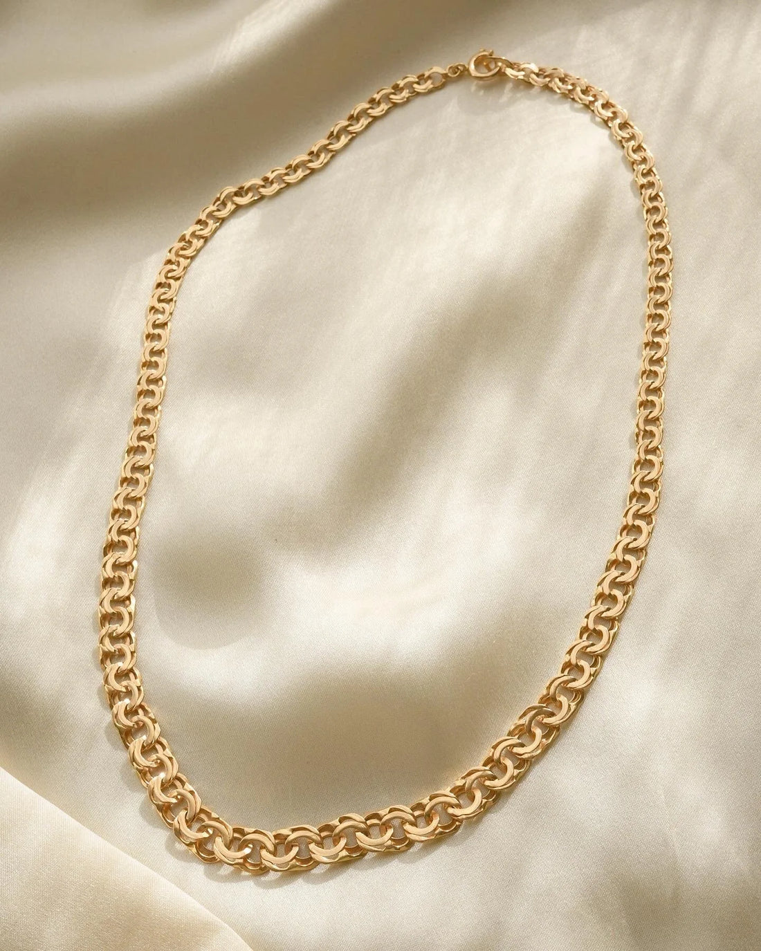 Radiant Soft Pastel Rose Gold Bismarck 18K Gold 1960