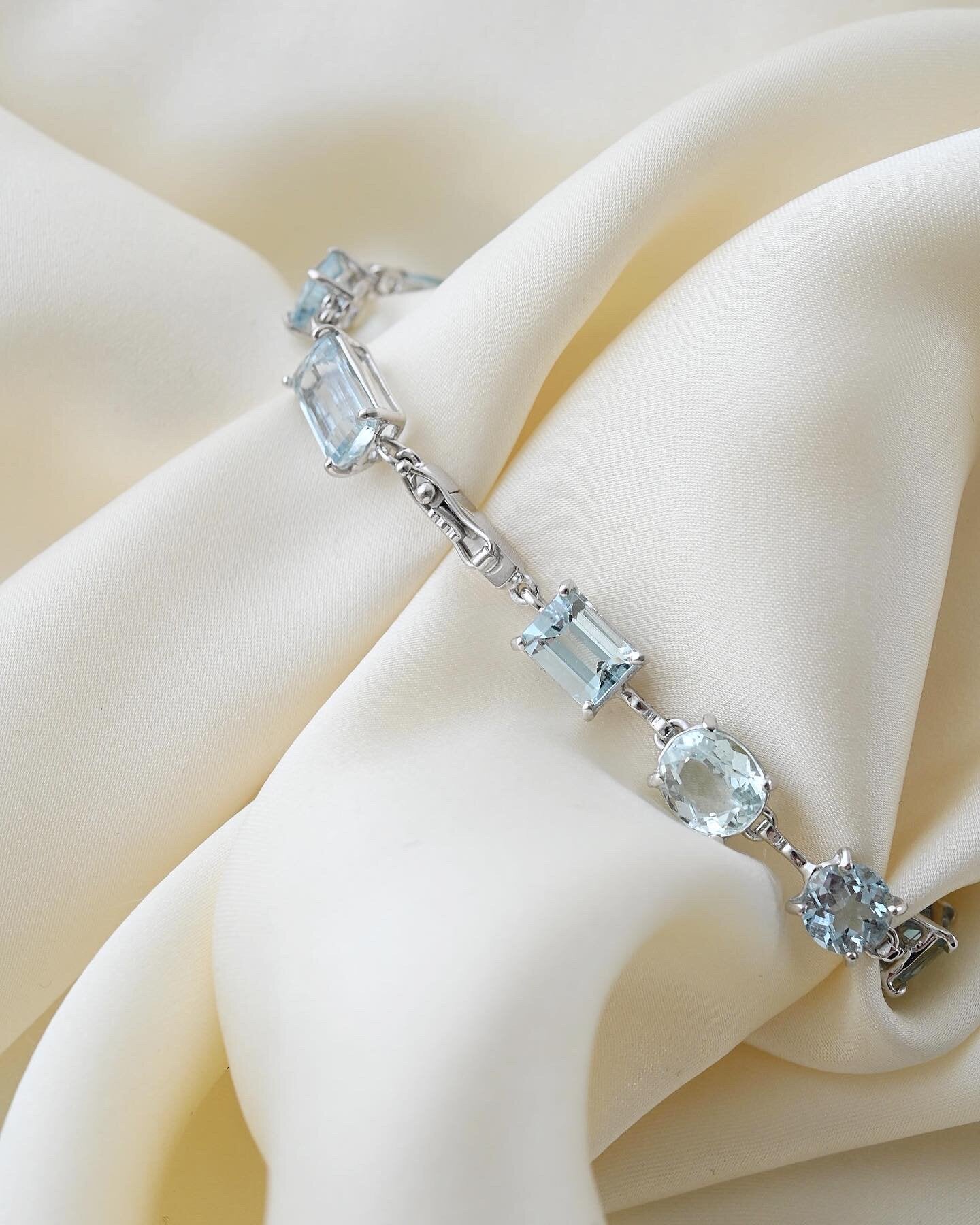Outstanding Danish Estate Multi Cut Aquamarine Dream Bracelet 18K White Gold
