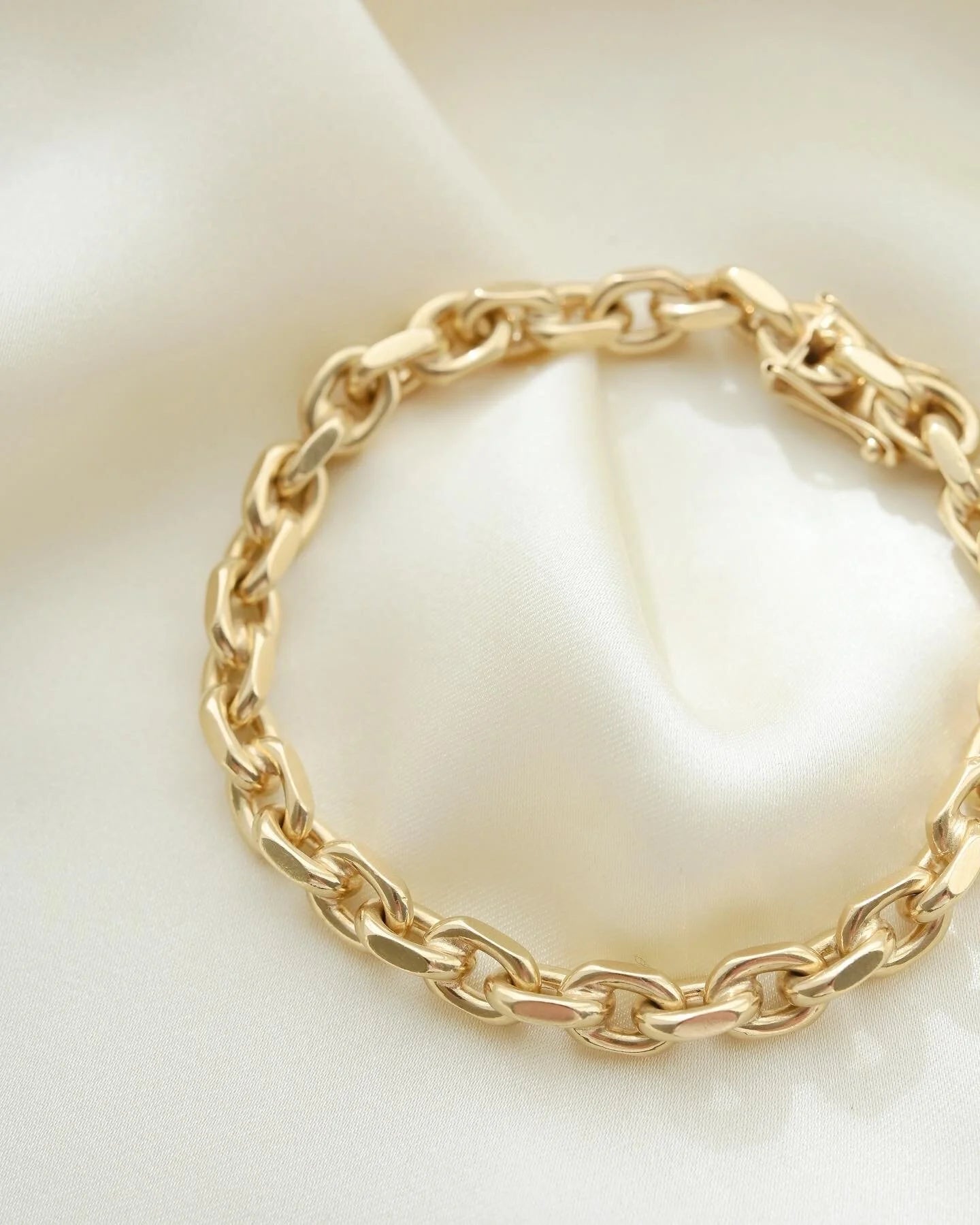 Classic Chunky Monkey Vintage Anchor Bracelet 14K Gold