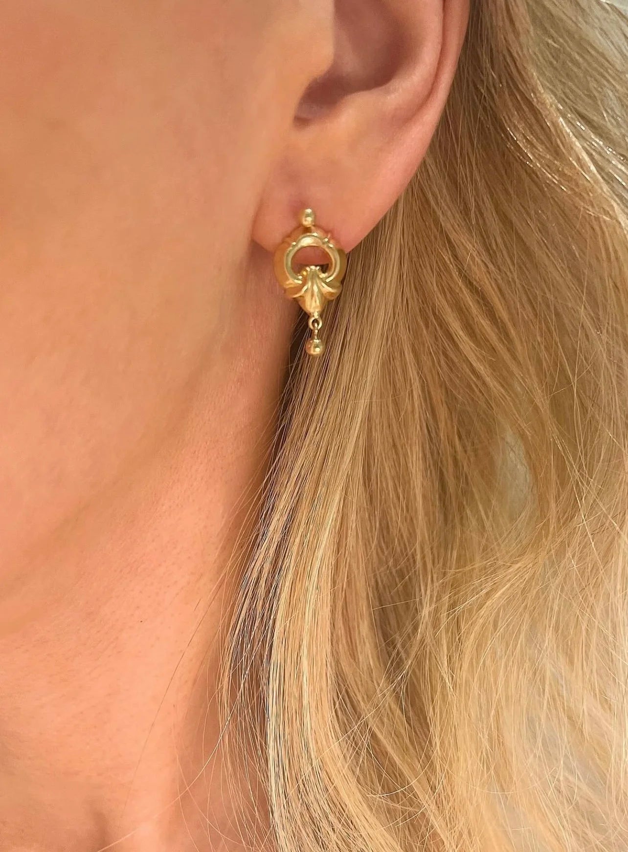 Two-in-One Dangling Swedish Vintage Drop Earrings 18K Gold 1950s