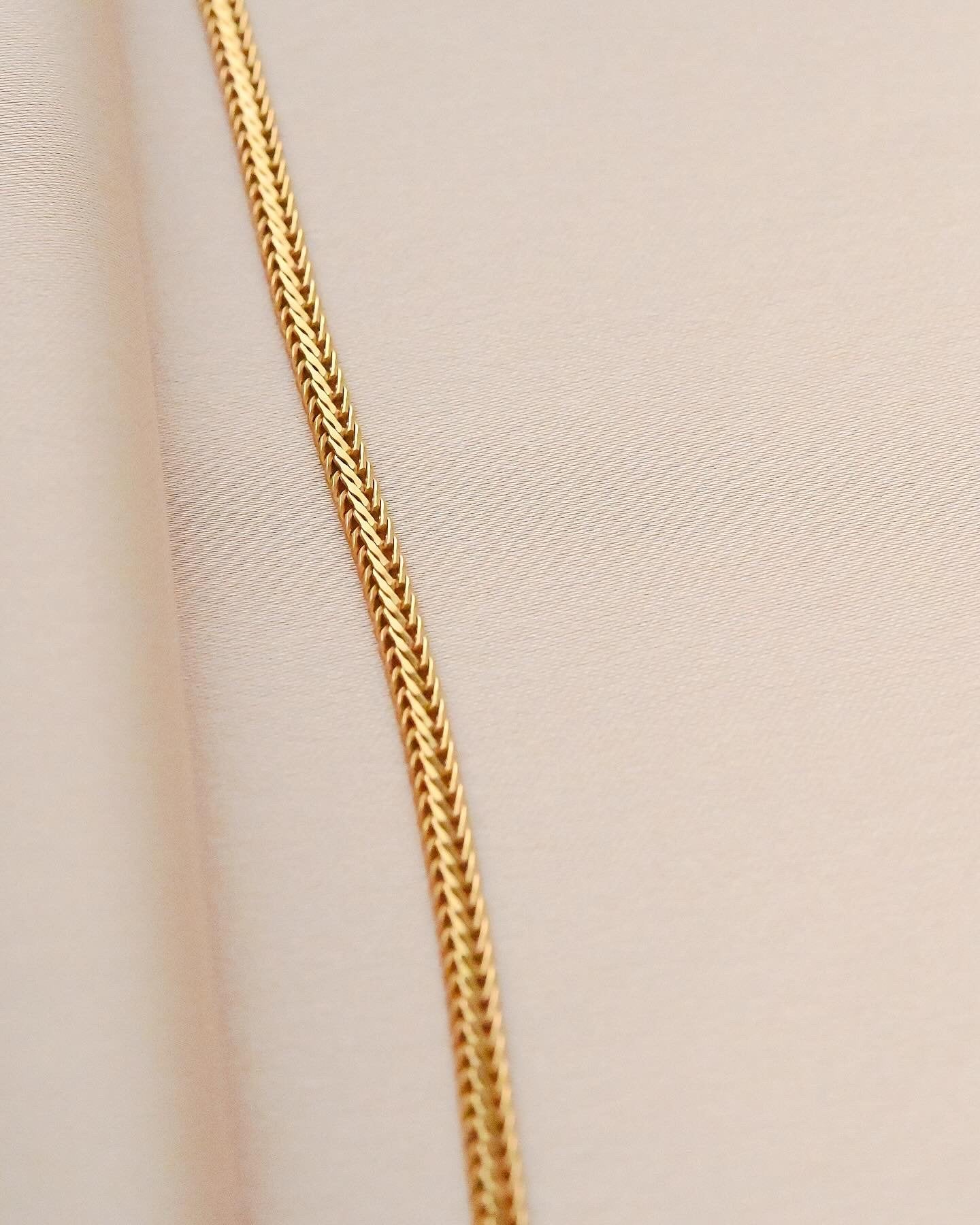 Sexy Italian Vintage Chain 18K Gold