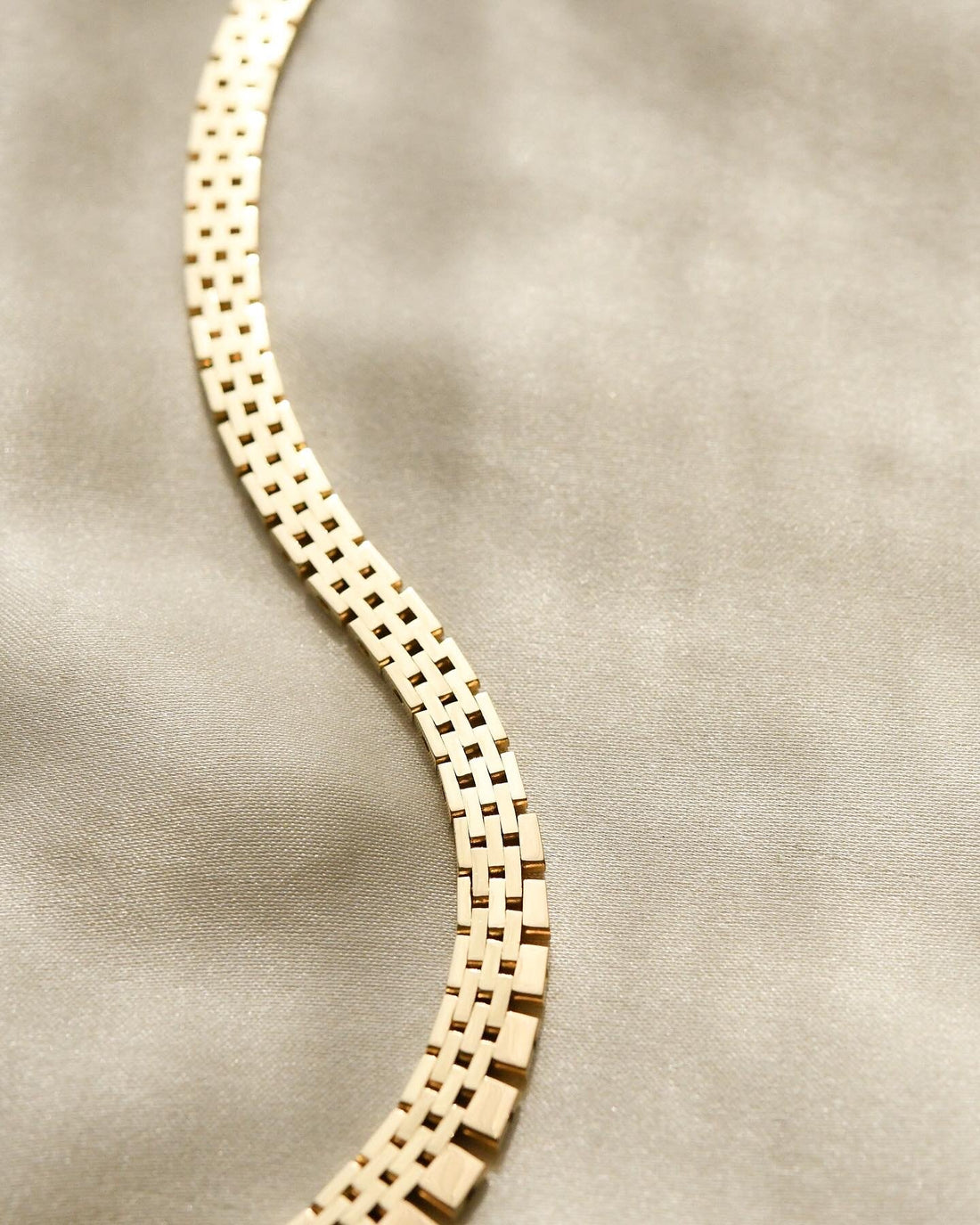 Stunning HEAVY Graduated Brick Link Necklace 14K Gold