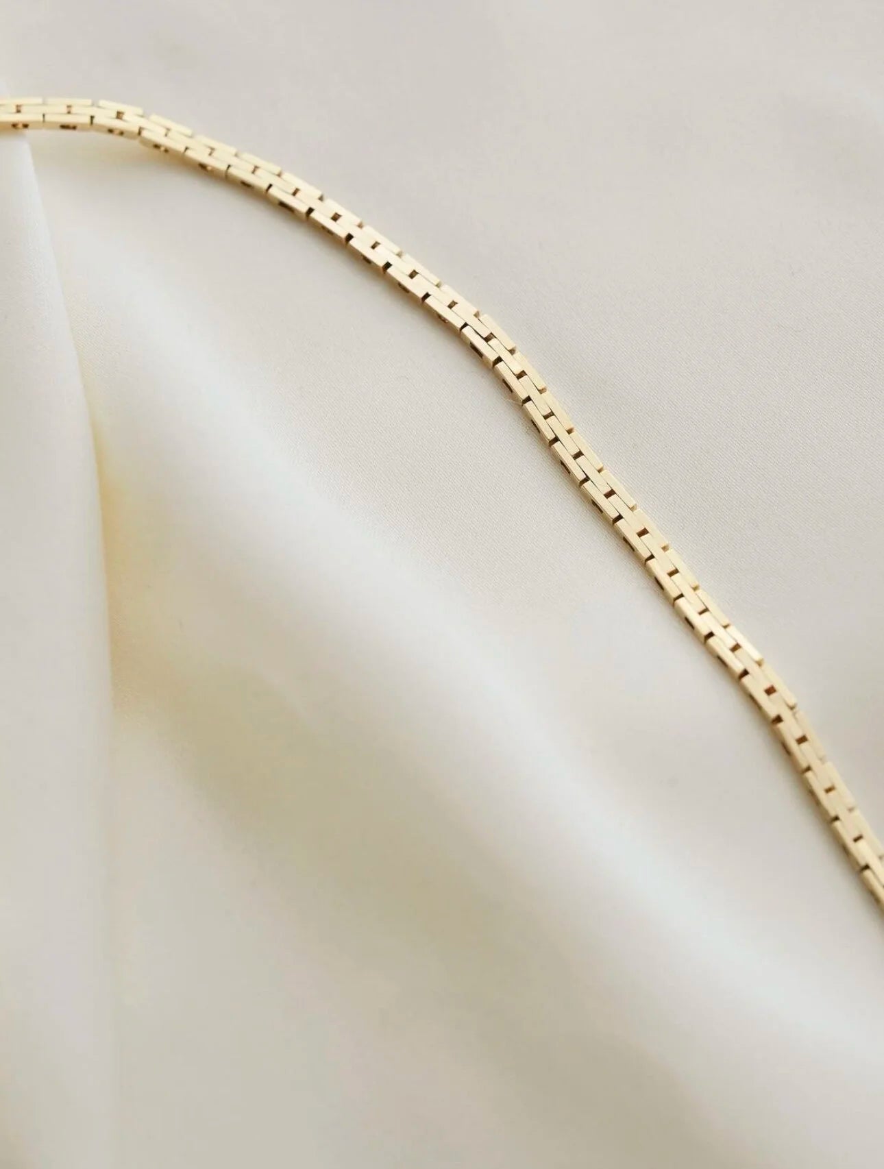 Sexy Fringed Cleopatra Necklace 14K Gold 1960