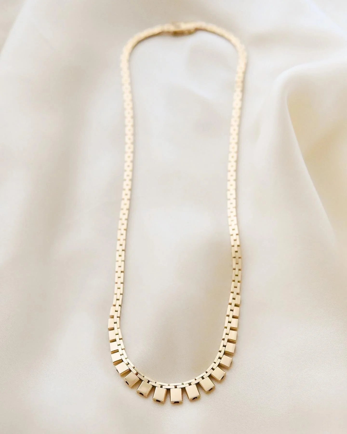 Perfect Baby Cleo / Brick Link Necklace 14K Gold 1970-1973