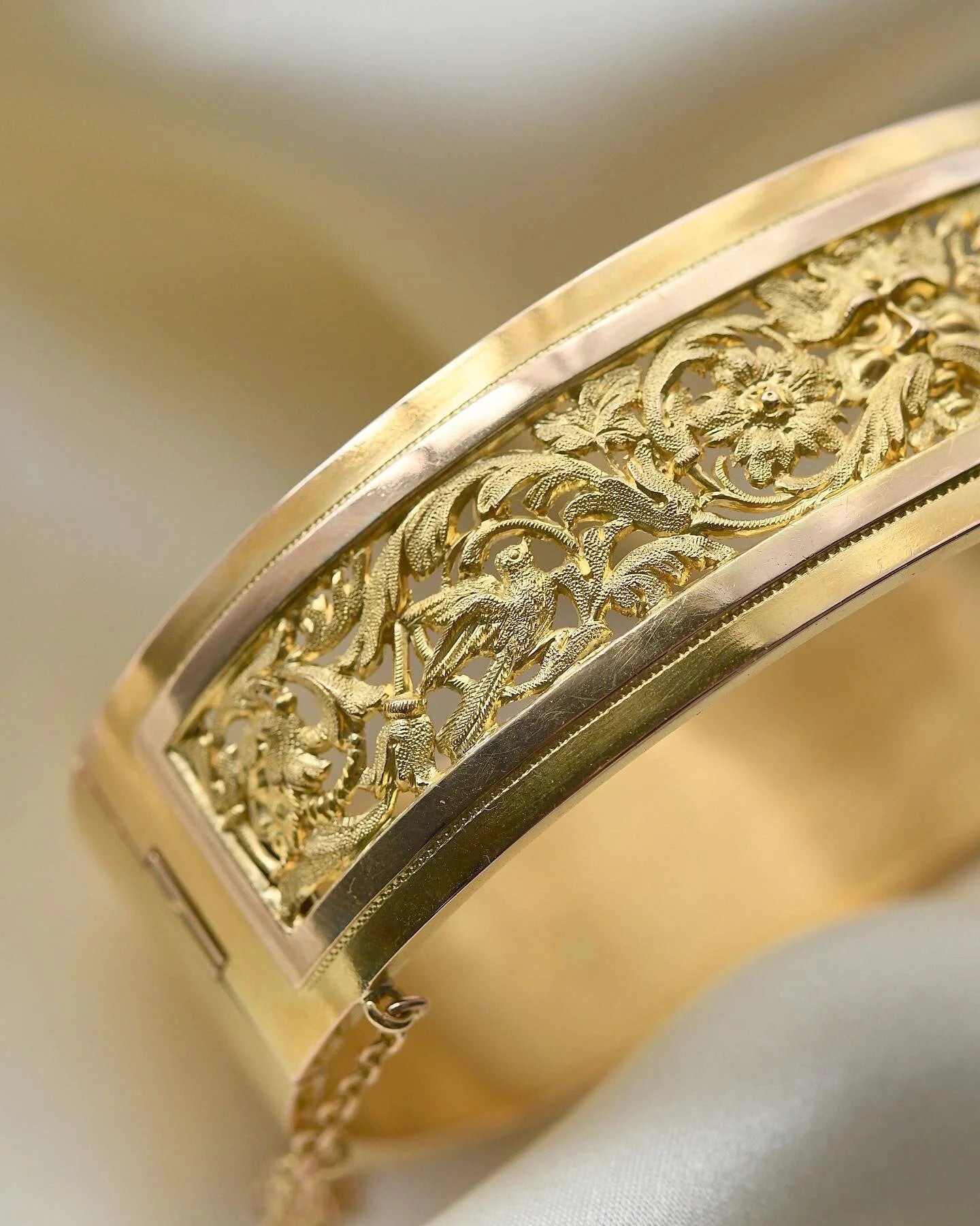 Outstanding Antique C. G. Hallberg Bangle 18K Gold 1884