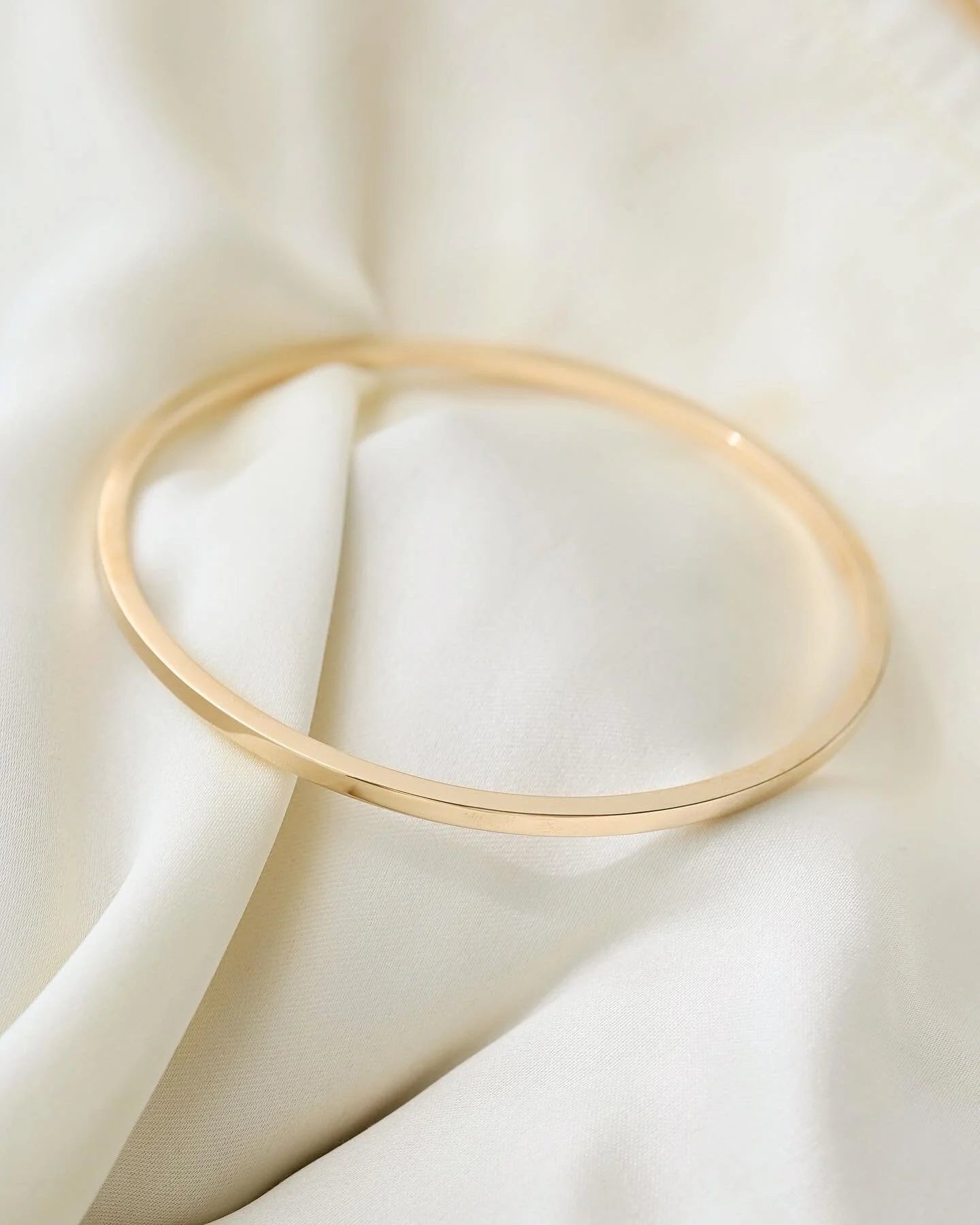 Timeless Perfect Solid 17 Grams Bangle 14K Gold
