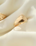 Amazing Heavy Signet Ring 18K Gold 1975