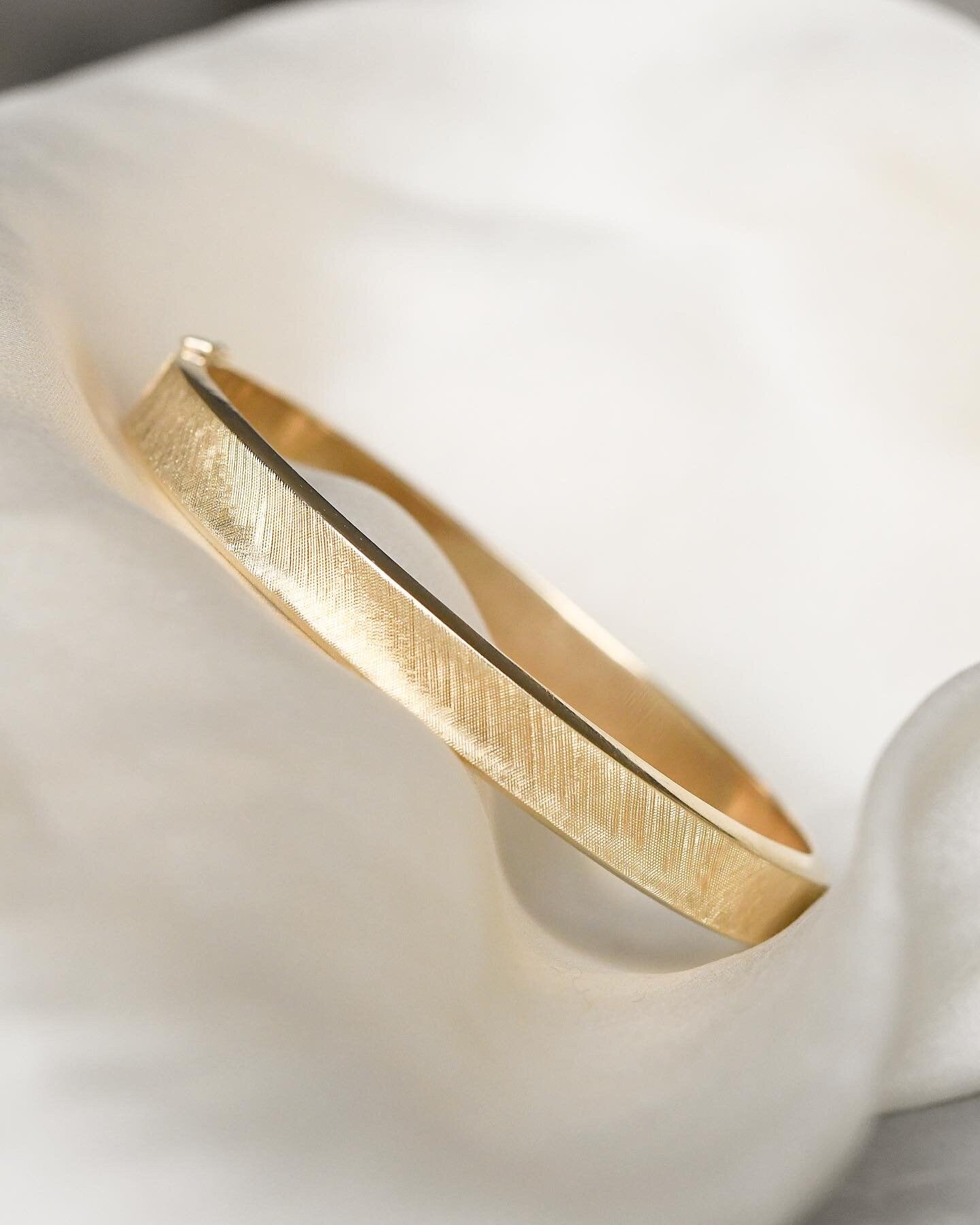 Gorg Satin Glow Bangle 14K 1960s