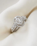 Stunning White Gold  Diamond Compass Set Dream Ring 18K White Gold