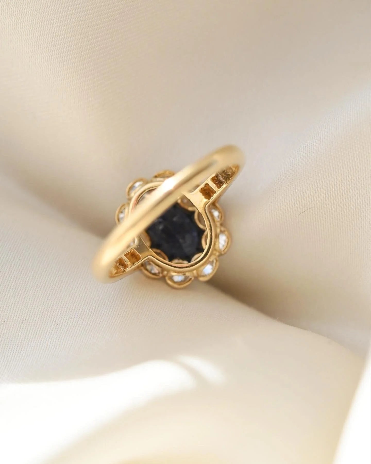 Antique Swedish Carl Mattinsson Ring Old Cut Diamonds Sapphire 18K Gold 1919