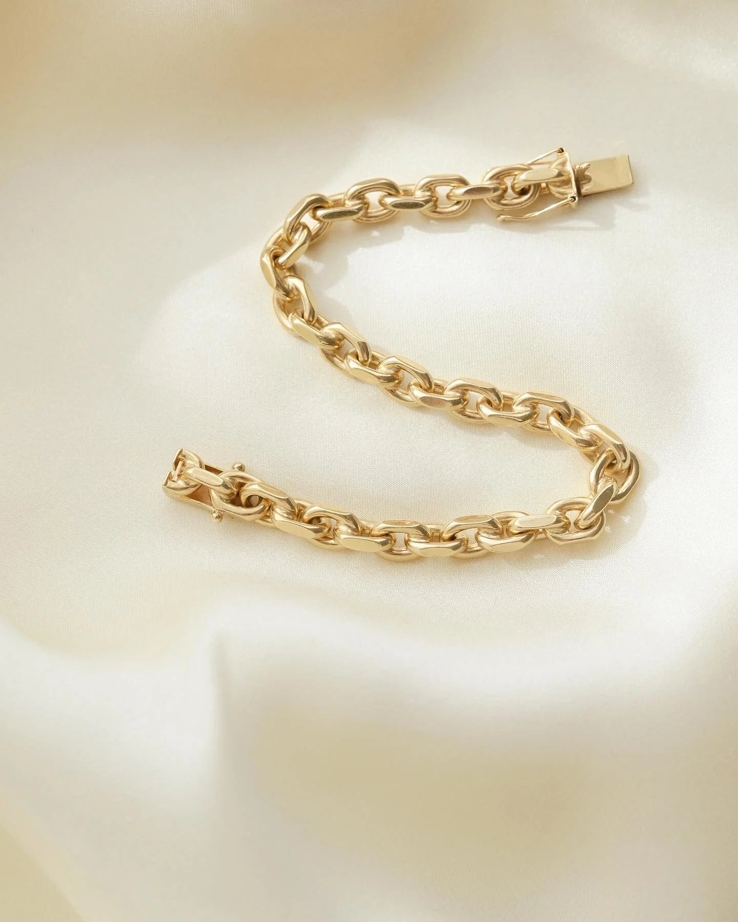 Classic Chunky Monkey Vintage Anchor Bracelet 14K Gold