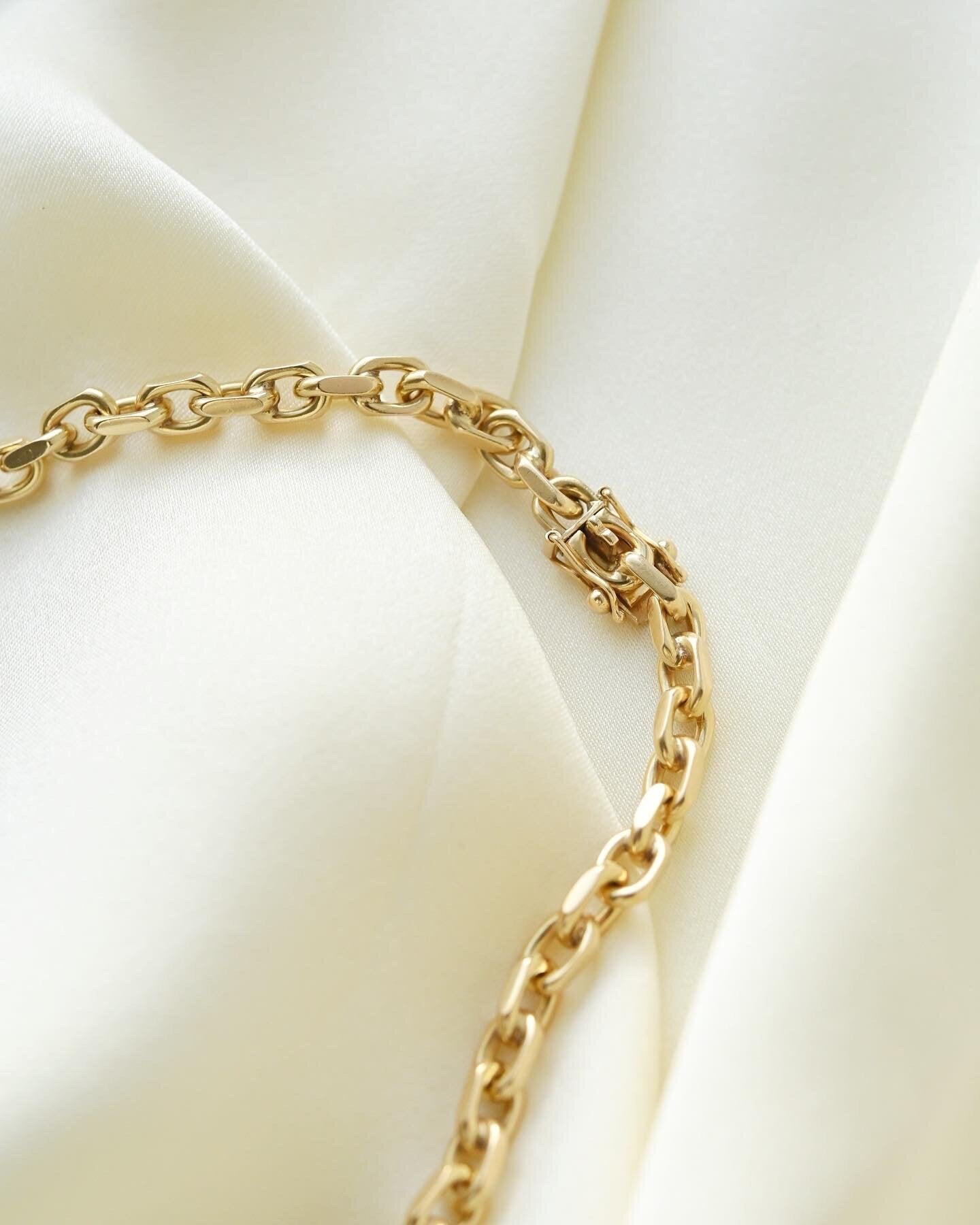 Biiiig Heavy Dream Chain W Graduated Anchor Danish Vintage 14K Gold
