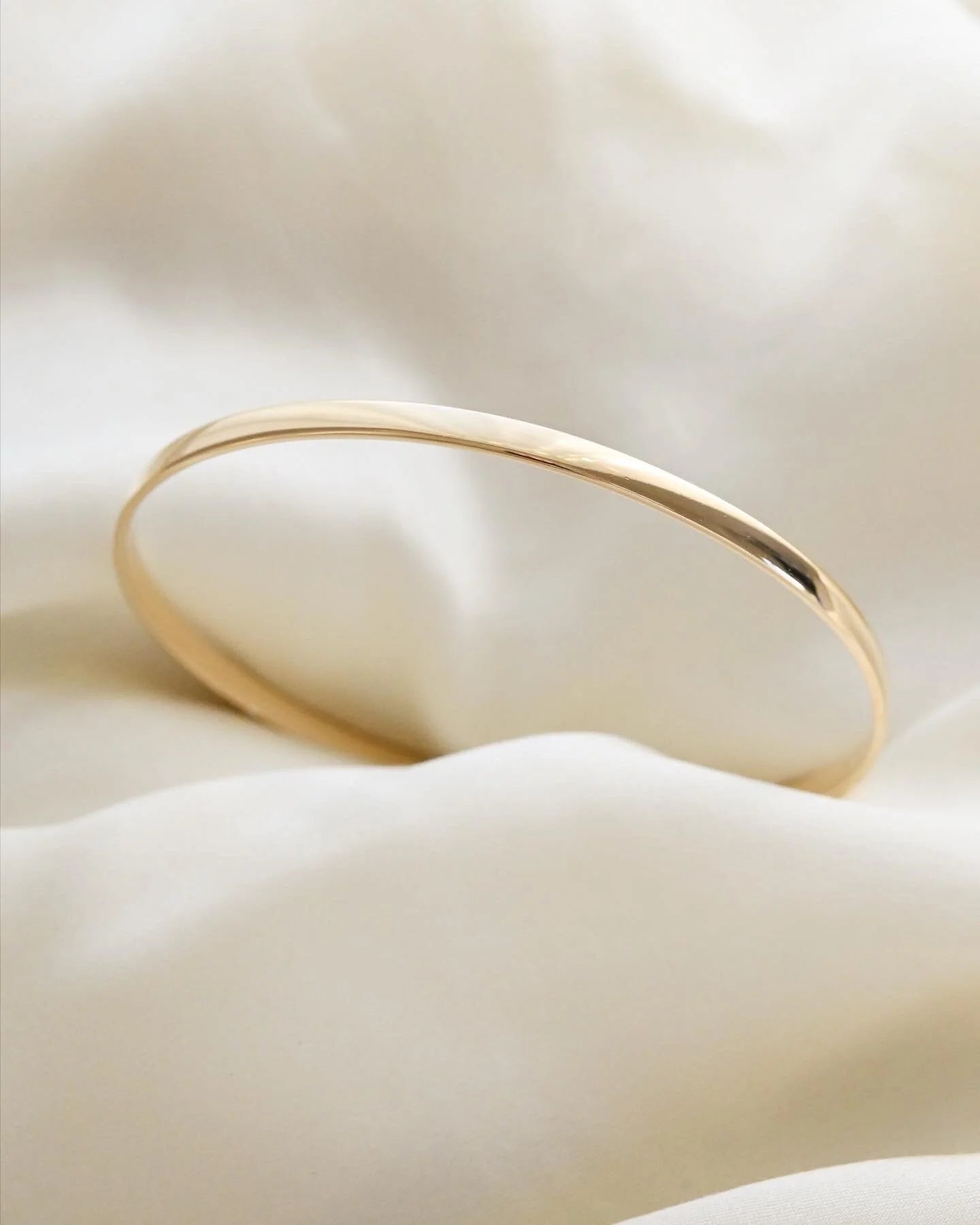 The Perfect Timeless Vintage Bangle 14K Gold
