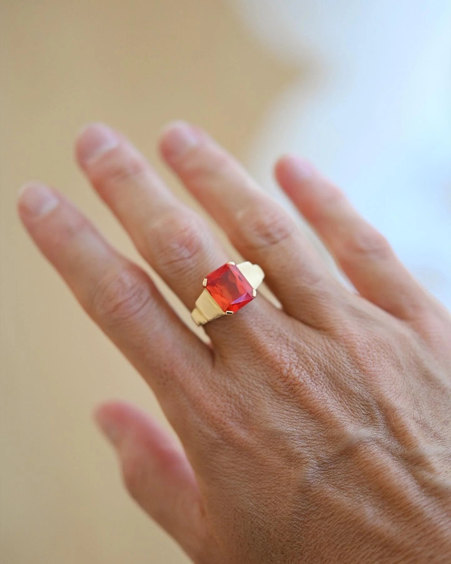 Incredible Orange Swedish Sapphire Ring 18K Gold 1952