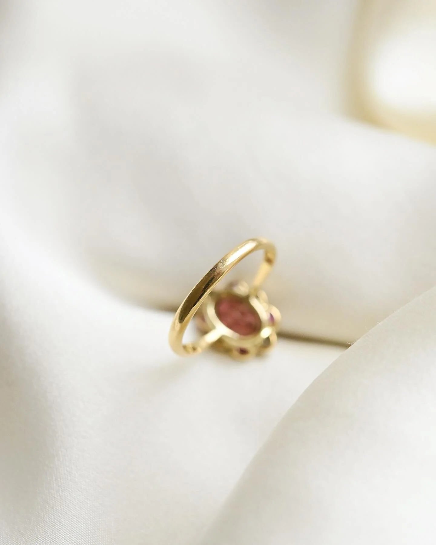 Antique Cluster Ring Tourmaline Diamond x Ruby In Platinum And 18K Gold 1920s