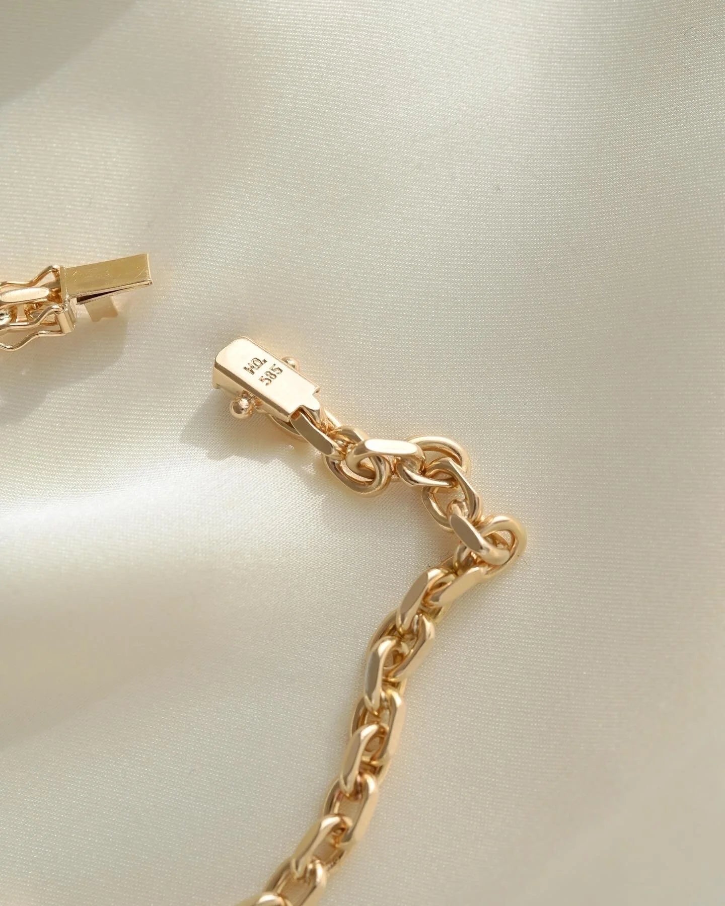 Glowing Heavy Danish Vintage Anchor Chain 14K Gold