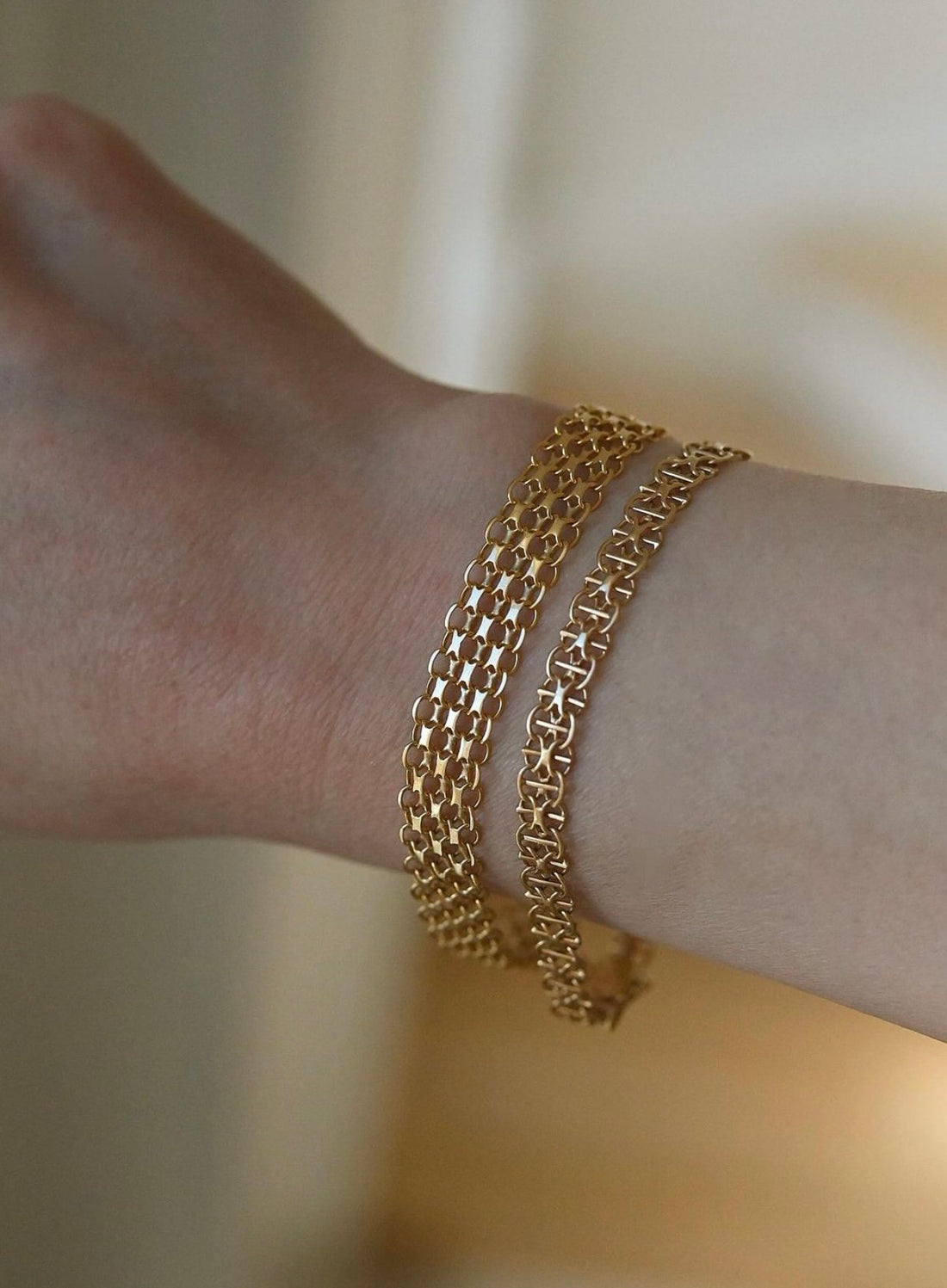 18K Solid Gold Bracelet Sweden 1977 / 1972