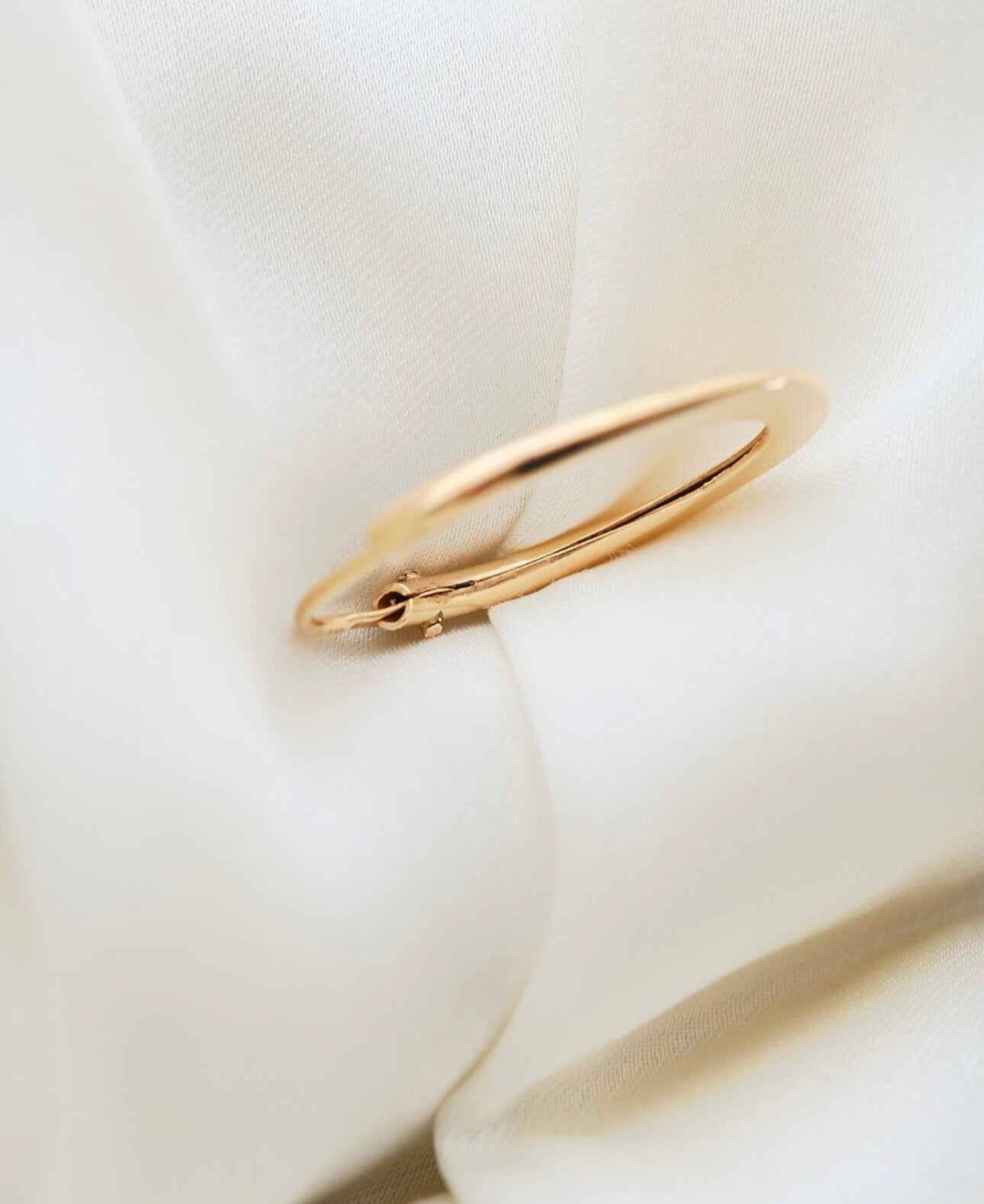The Last Pair of Everyday Delight Hoops Swedish Vintage 18K Gold