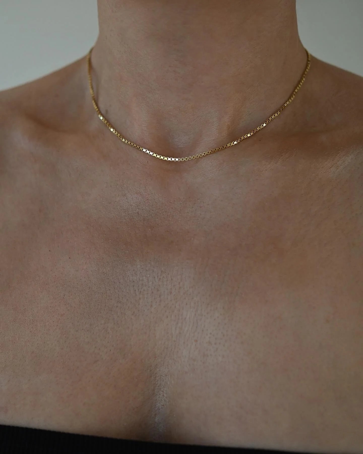 Perfect 15.25 Inches Italian Vintage Box Chain 18K Gold