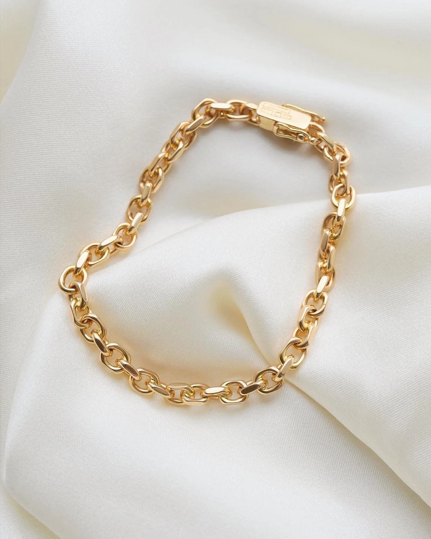 Super Gorg Rare Anchor Link Bracelet 18K Gold