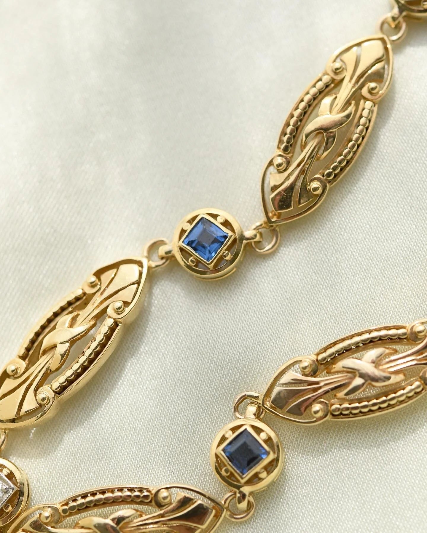 Sublime French Art Deco Sapphire Diamond Bracelet 18K Gold