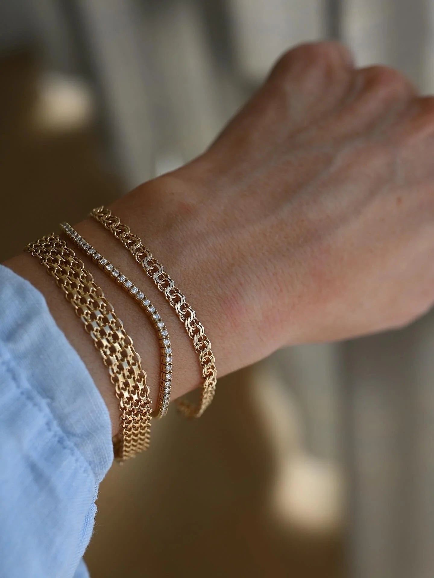 Dreamy Vintage Bracelet 18K Gold Sweden Mid 1900s
