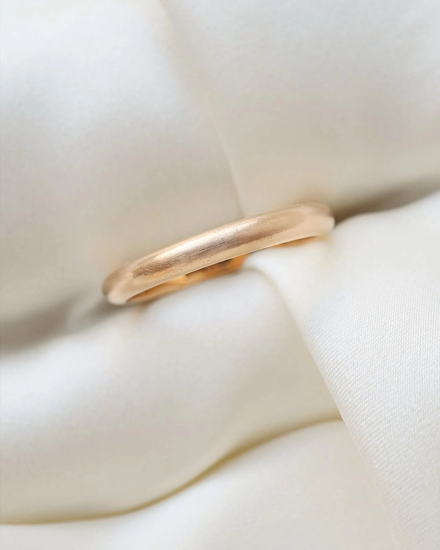Beautiful Antique Soft Pastel Wedding Band Stacking Ring 20K Rose Gold 1923