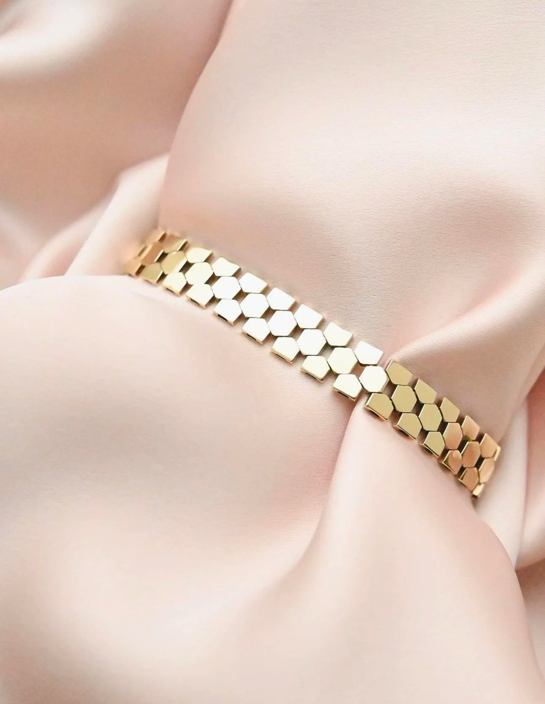 Extraordinary Pretty Octogon Link Bracelet Danish Vintage 14K Gold 1981