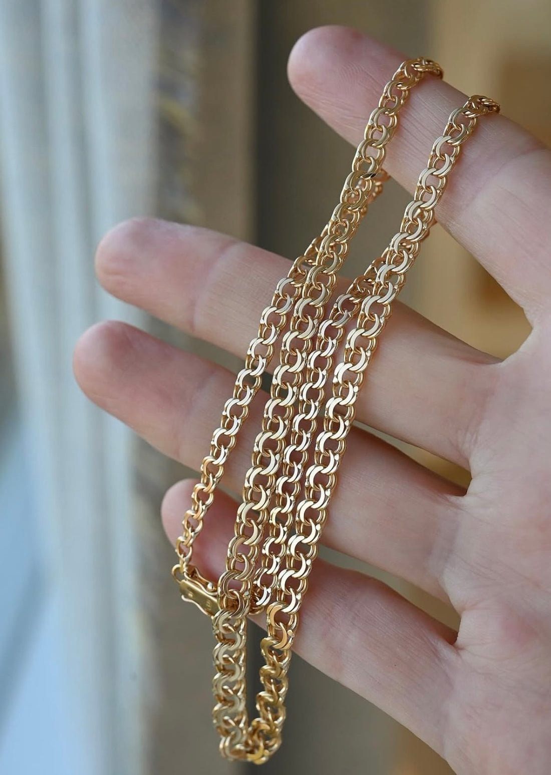 Glowing Vintage Bismarck Chain 1960 Sweden 18K Gold