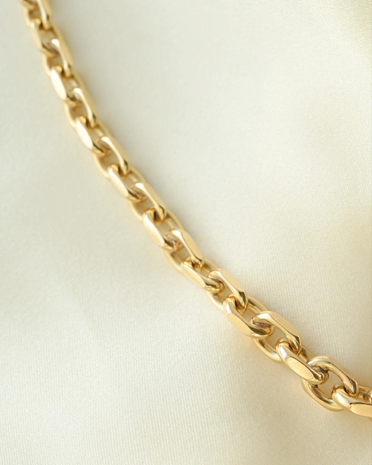 Biiiig Heavy Dream Chain W Graduated Anchor Danish Vintage 14K Gold