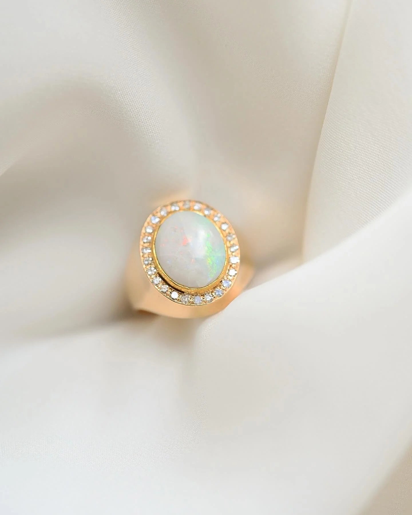 Gorg Opal x Diamond Ring 18K Gold Swedish Vintage Mid 1900s