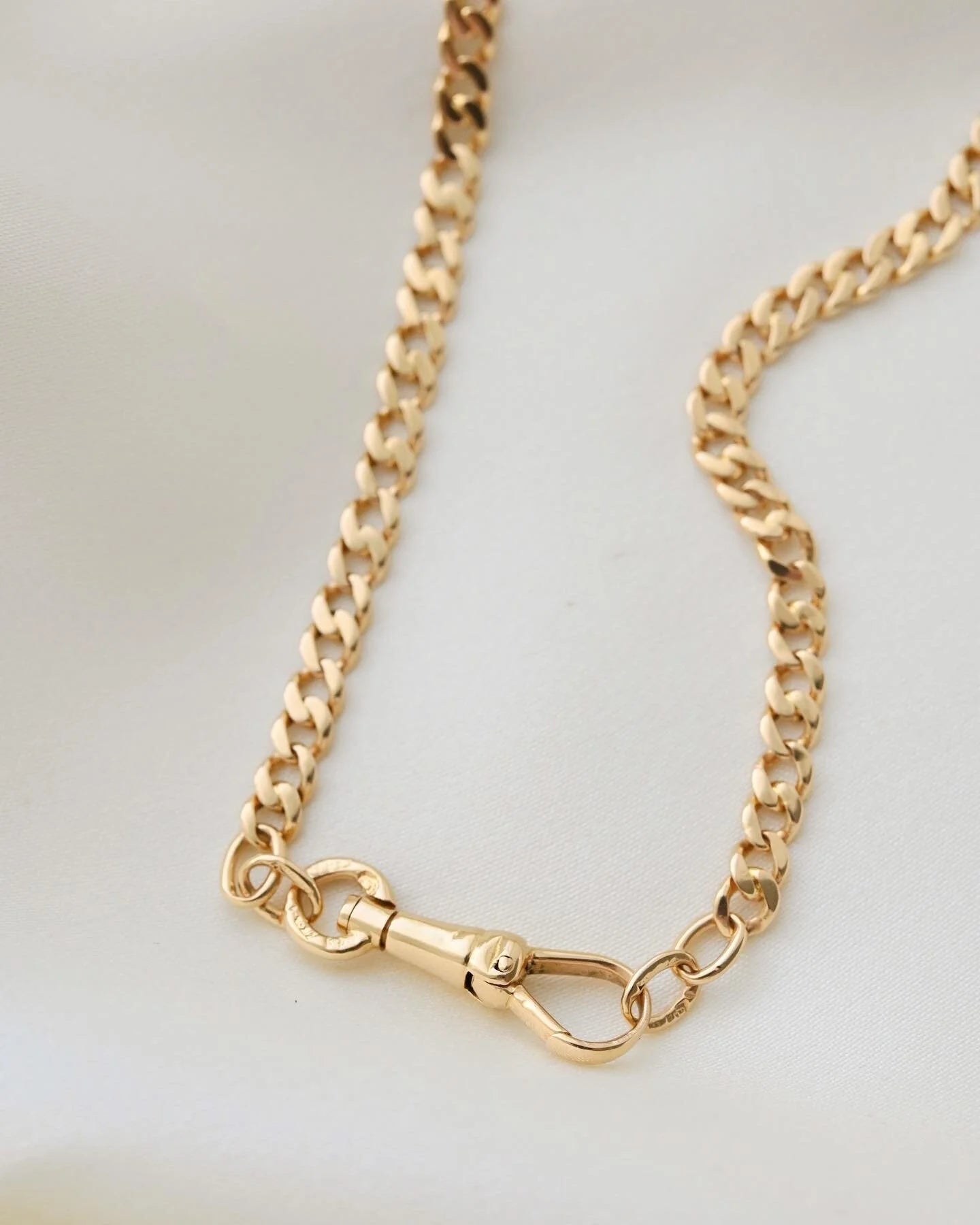 Rare 17 Inches Antique Watch Chain w Dog Clip 18K Gold 1934