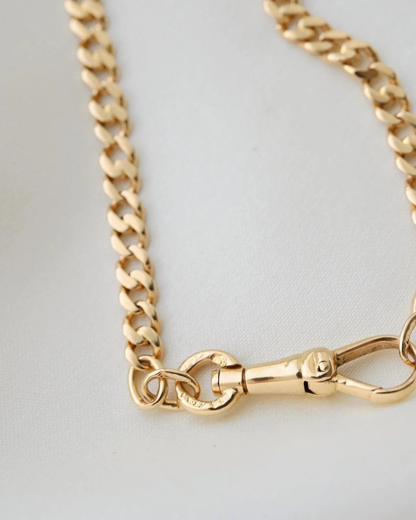 Rare 17 Inches Antique Watch Chain w Dog Clip 18K Gold 1934