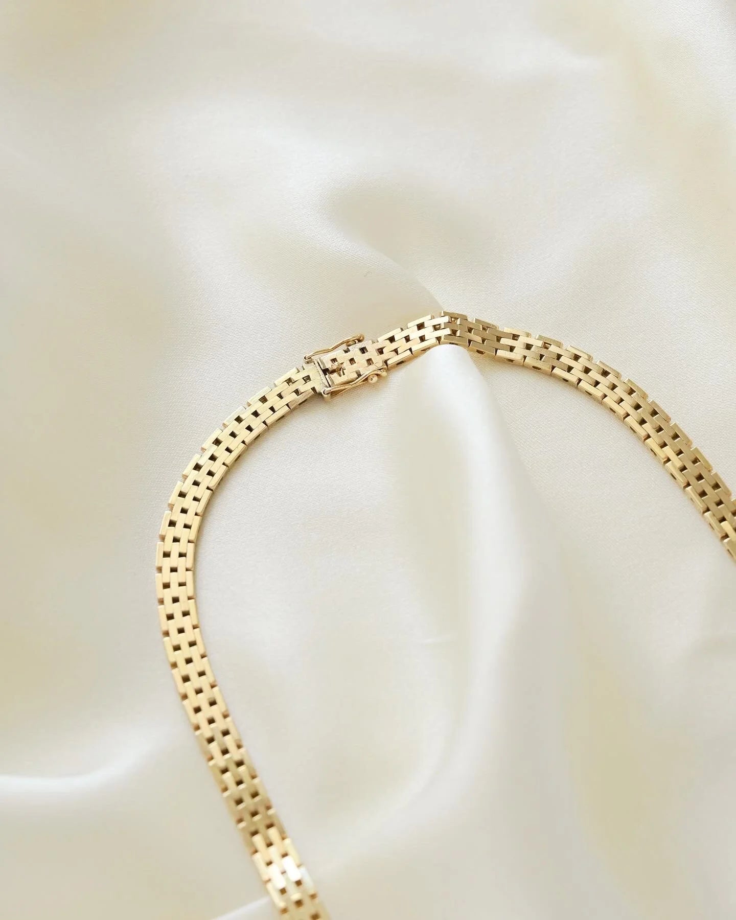 Magical Danish Vintage Cleopatra Necklace 14K Gold 1960
