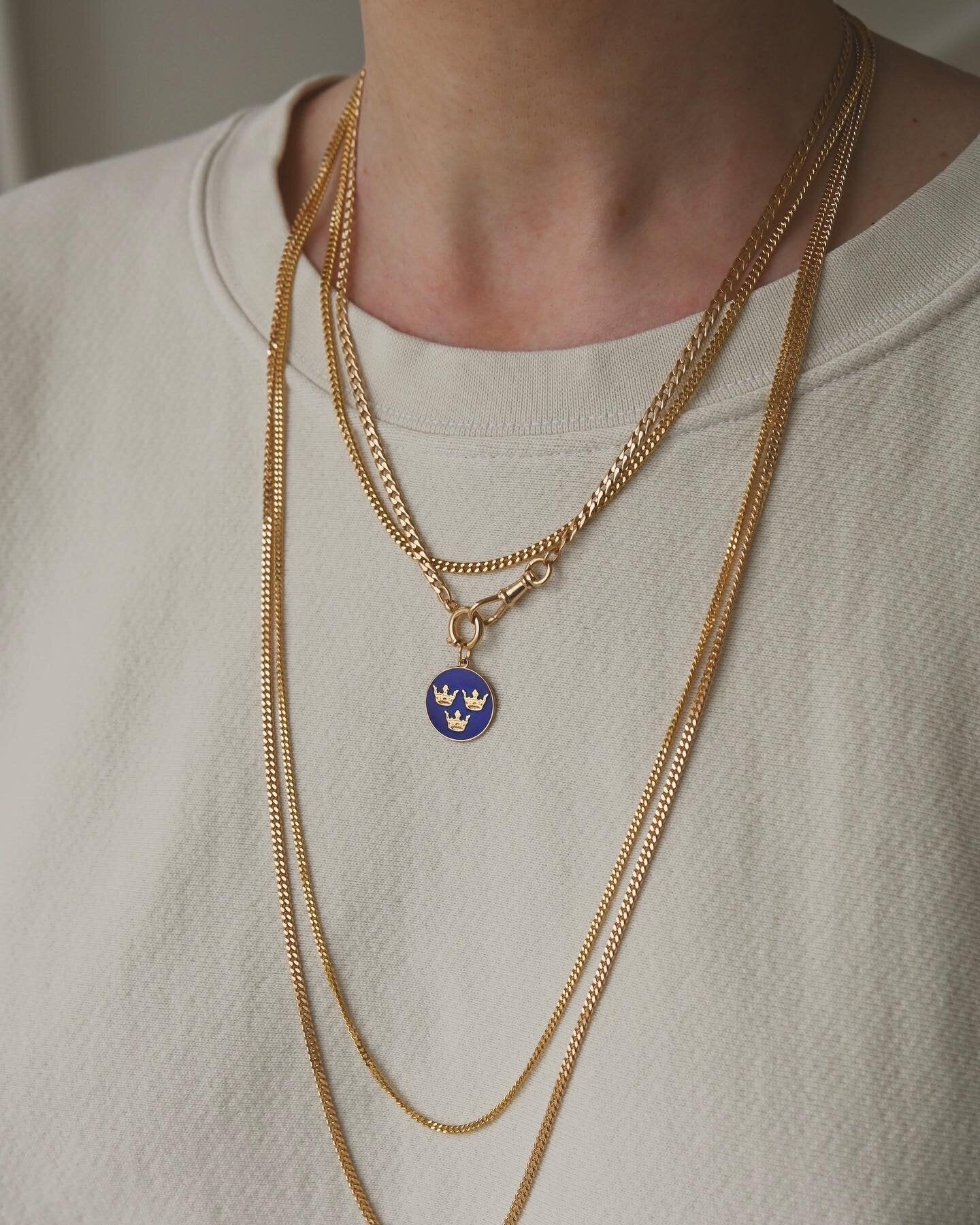 Italian Curb Link Chain 19 Inches 18K Gold