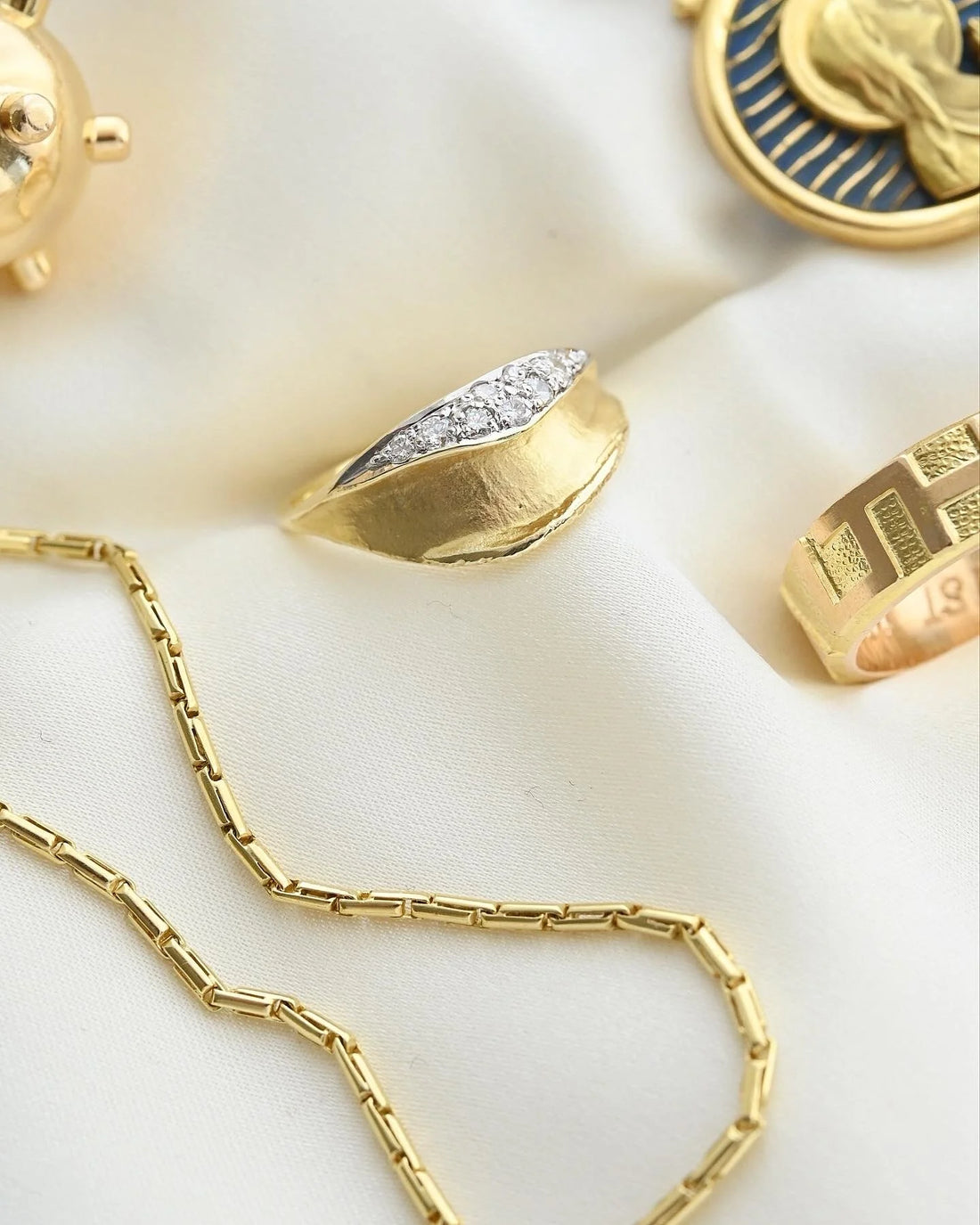 Special Organic Leaf Diamond Ring 14K Gold