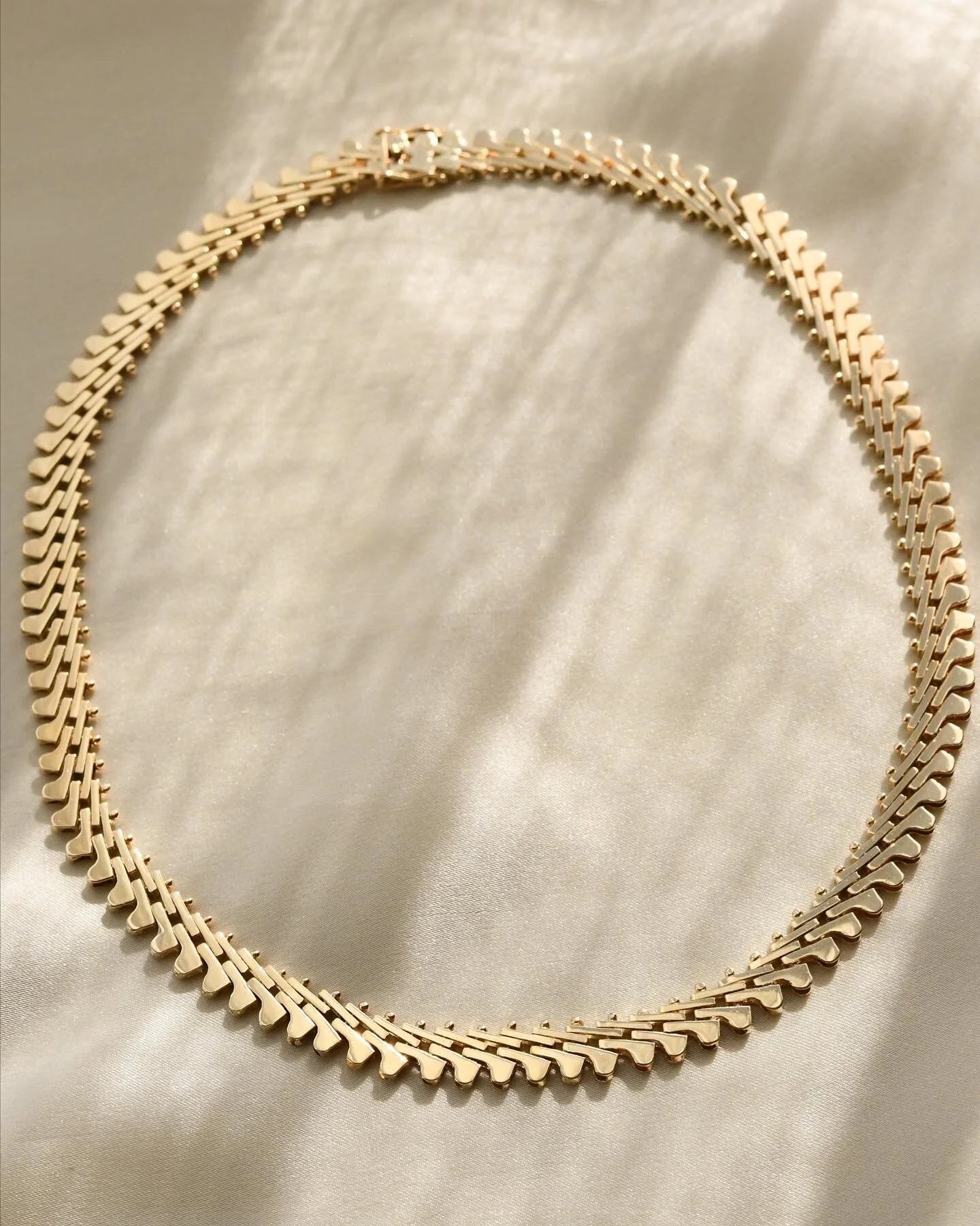 Fancy Link Vintage Necklace 14K 1970s
