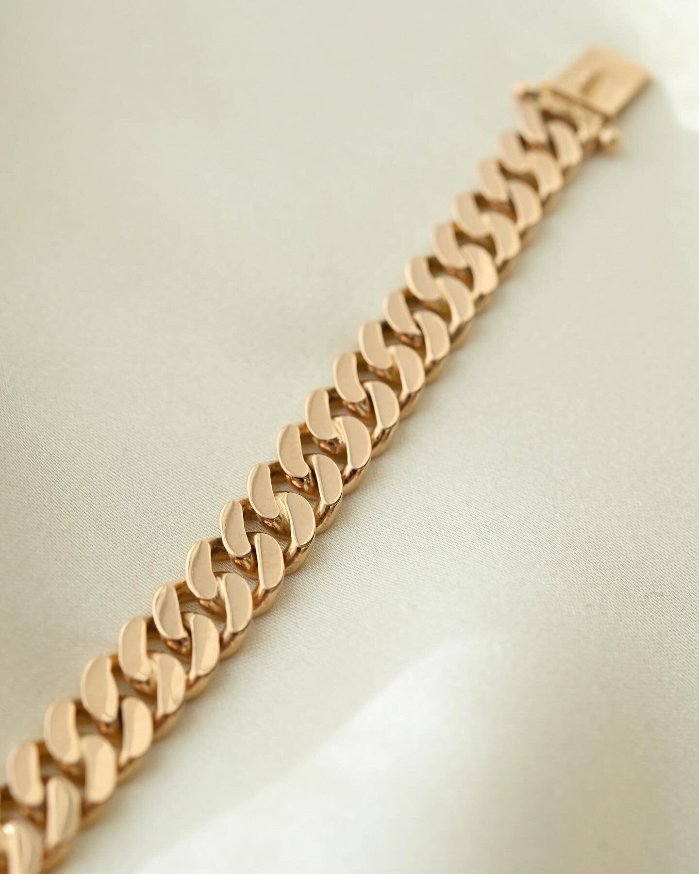Rosy Toned 1963 Curb Link Bracelet 18K Gold