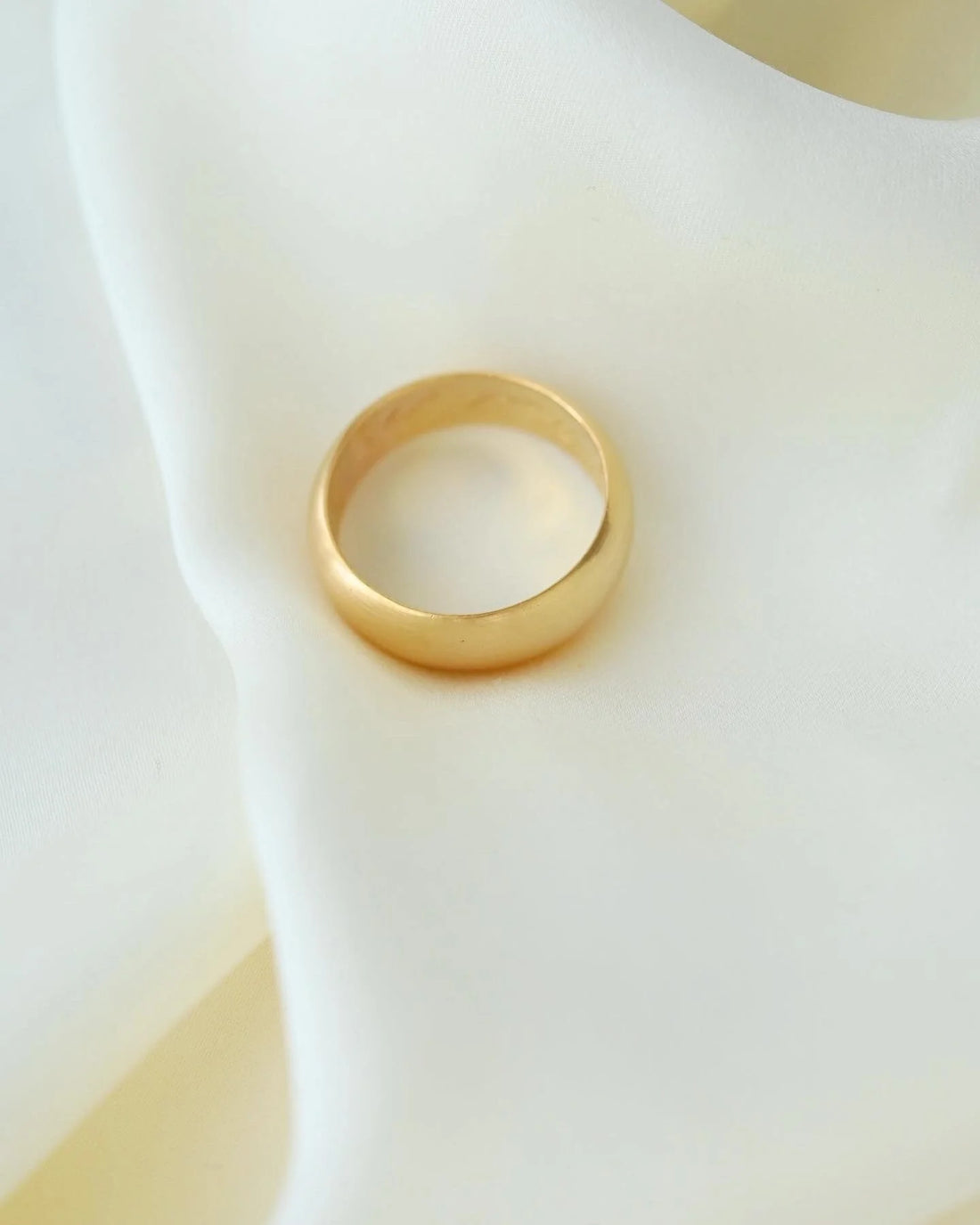 “Karl 1909” Antique Edwardian 9.5 Grams Dream Band 23K Gold