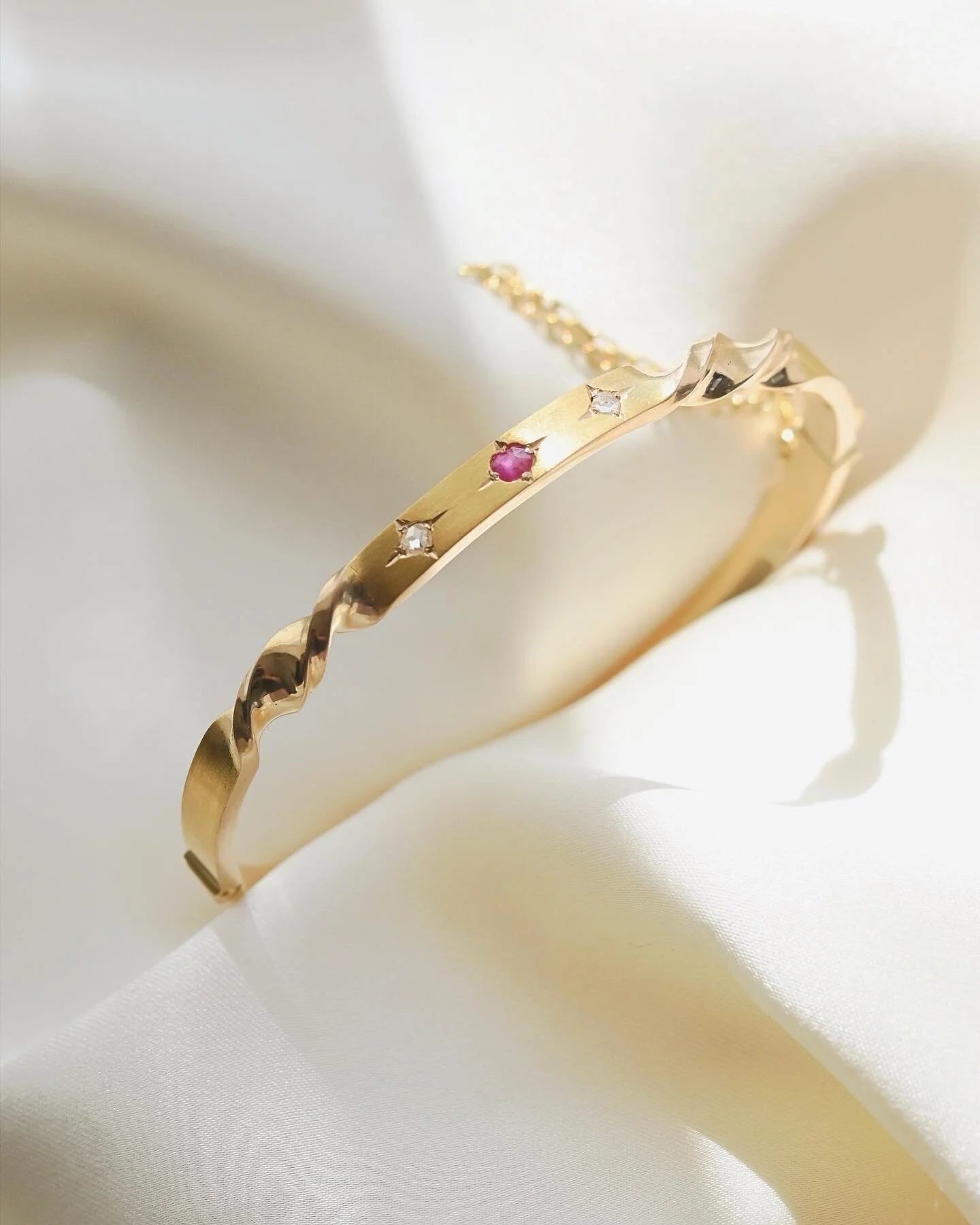 Antique Danish Bangle Diamonds x Ruby 18K Gold 1920s