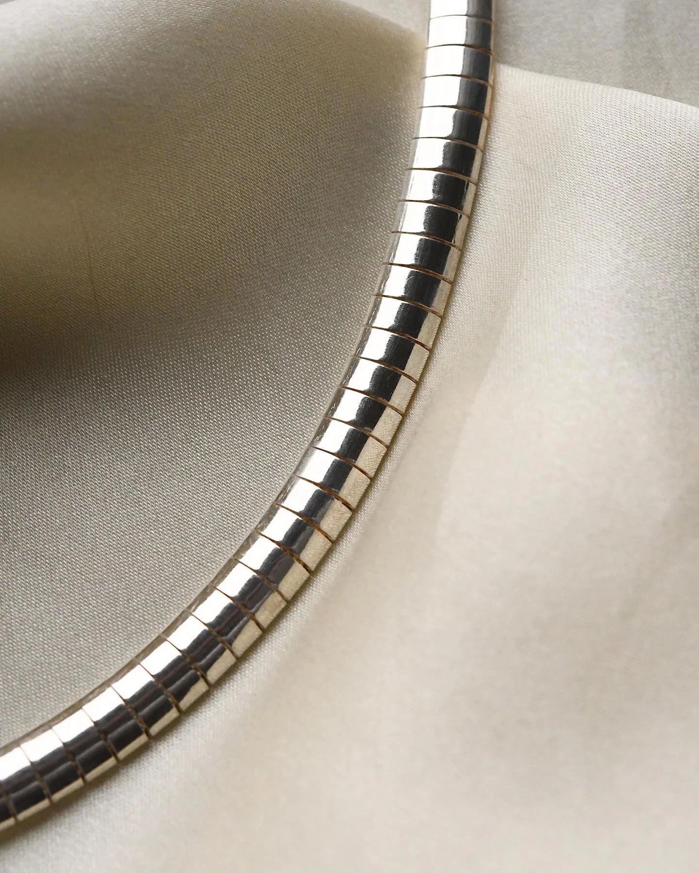 Sexy Vintage Omega Chain Silver