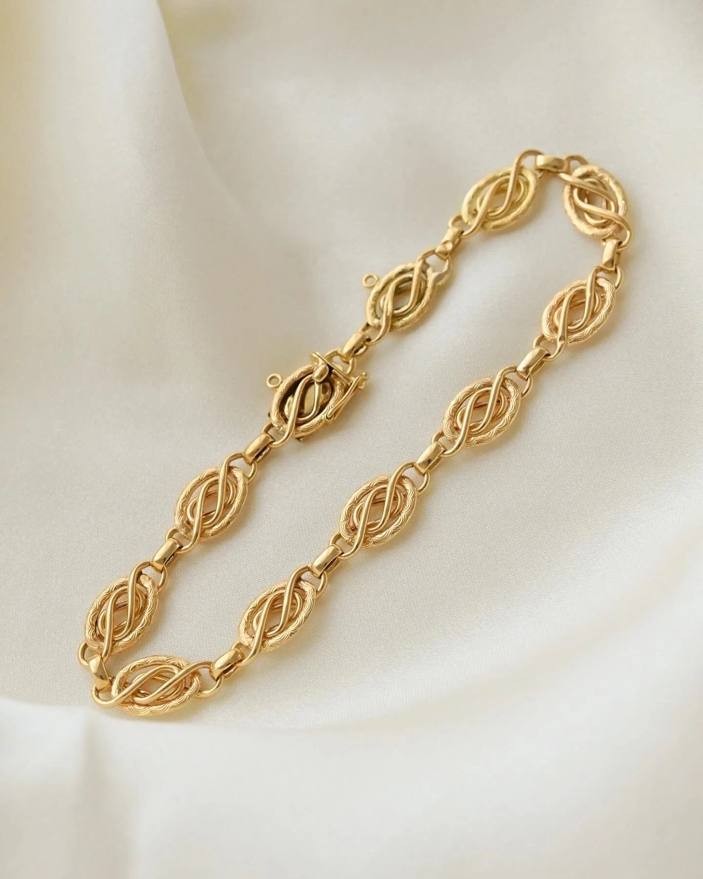 Antique Hallmarked Bracelet 18K Gold 1938