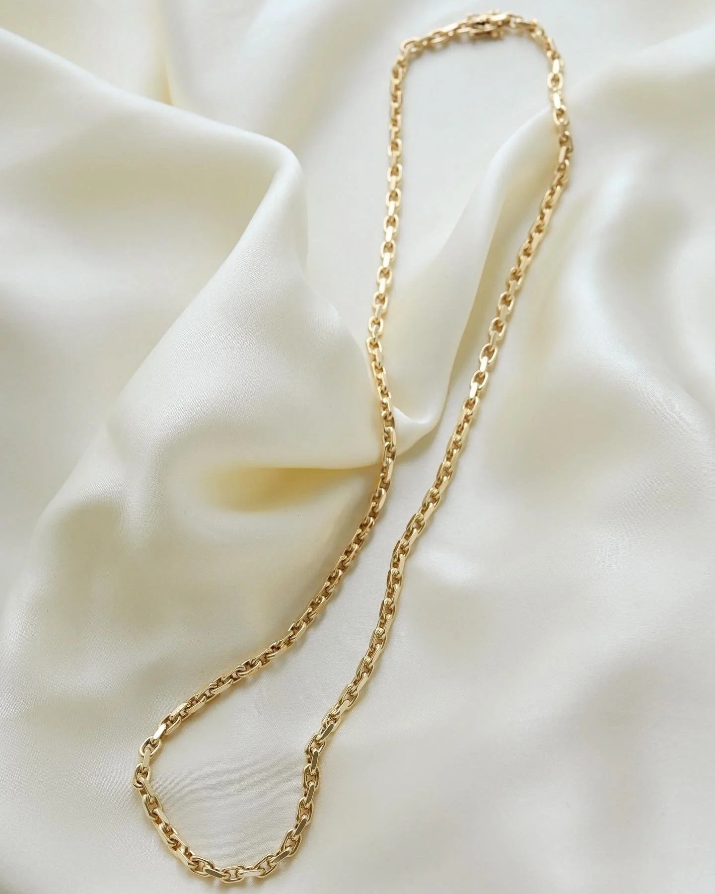 Sublime Long Heavy Danish Vintage Anchor Link Chain 14K Gold